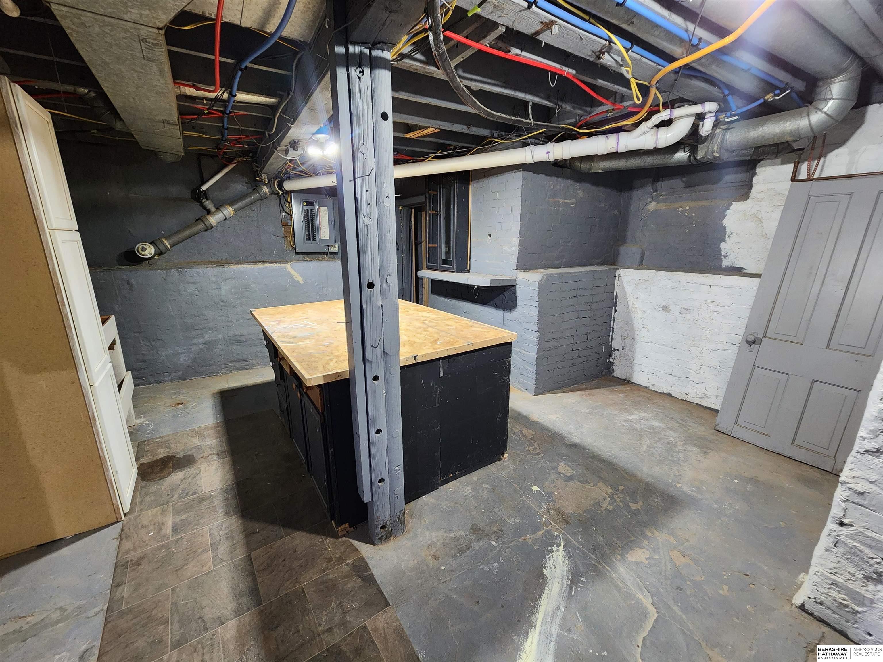 Lyons, Nebraska 68038, United States, 4 Bedrooms Bedrooms, ,2 BathroomsBathrooms,Residential,Active,25878