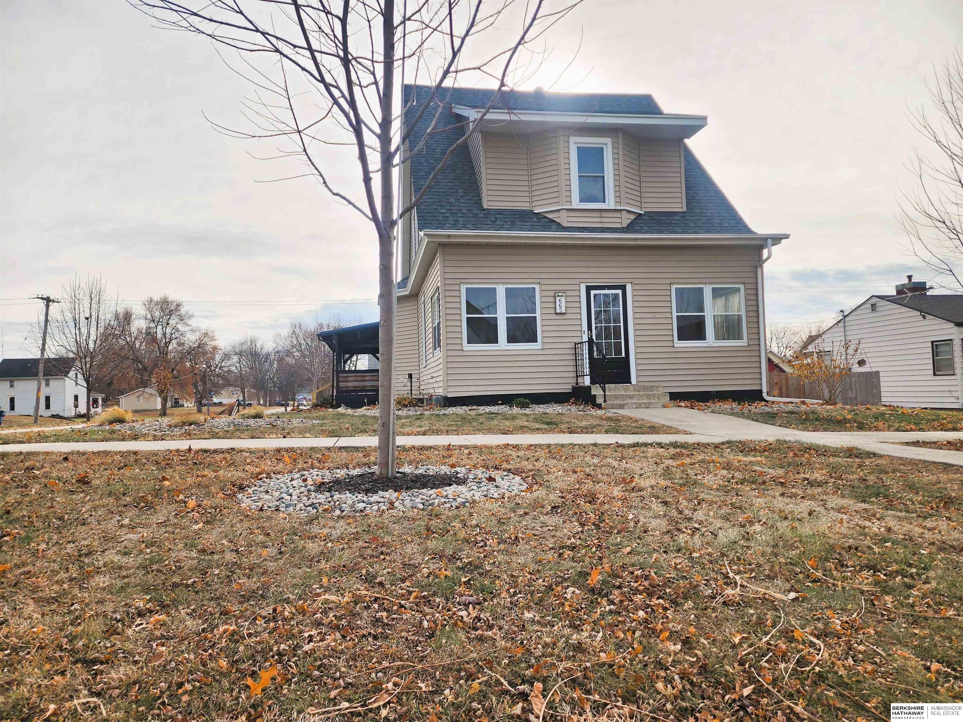 Lyons, Nebraska 68038, United States, 4 Bedrooms Bedrooms, ,2 BathroomsBathrooms,Residential,Active,25878