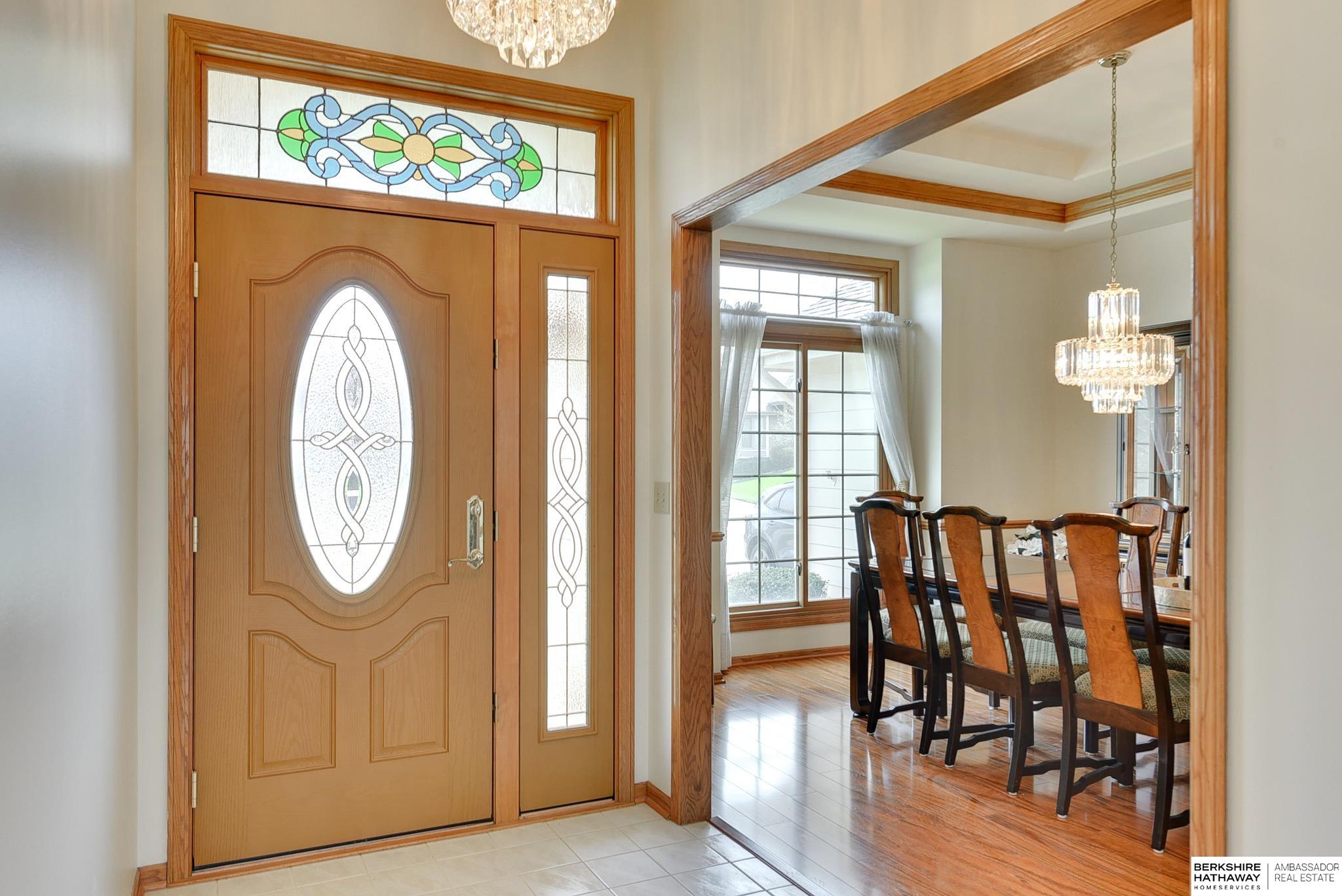 Omaha, Nebraska 68135, United States, 4 Bedrooms Bedrooms, ,4 BathroomsBathrooms,Residential,Pending,108306