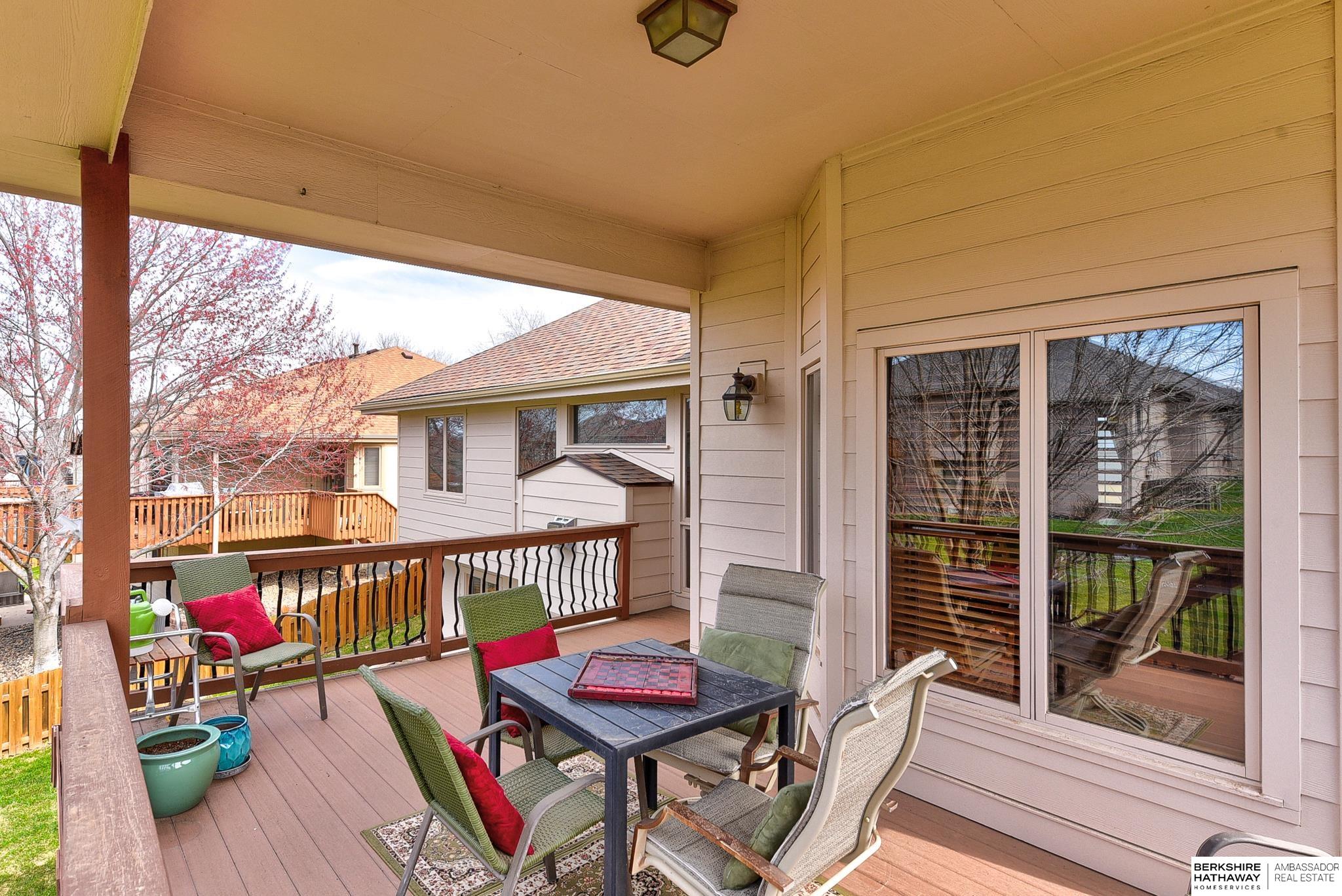 Omaha, Nebraska 68135, United States, 4 Bedrooms Bedrooms, ,4 BathroomsBathrooms,Residential,Pending,108306