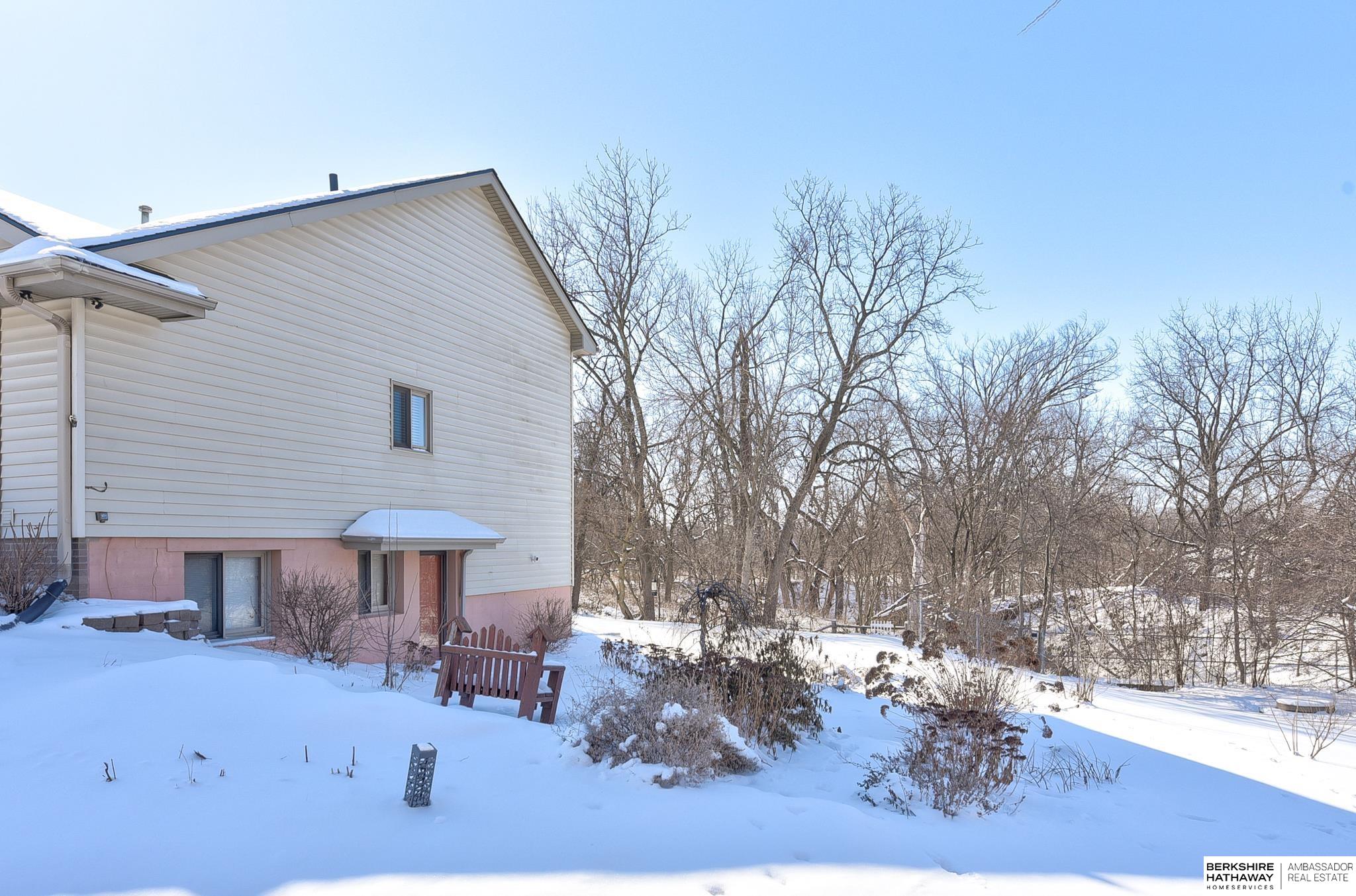 Omaha, Nebraska 68122, United States, 4 Bedrooms Bedrooms, ,3 BathroomsBathrooms,Residential,Active,946