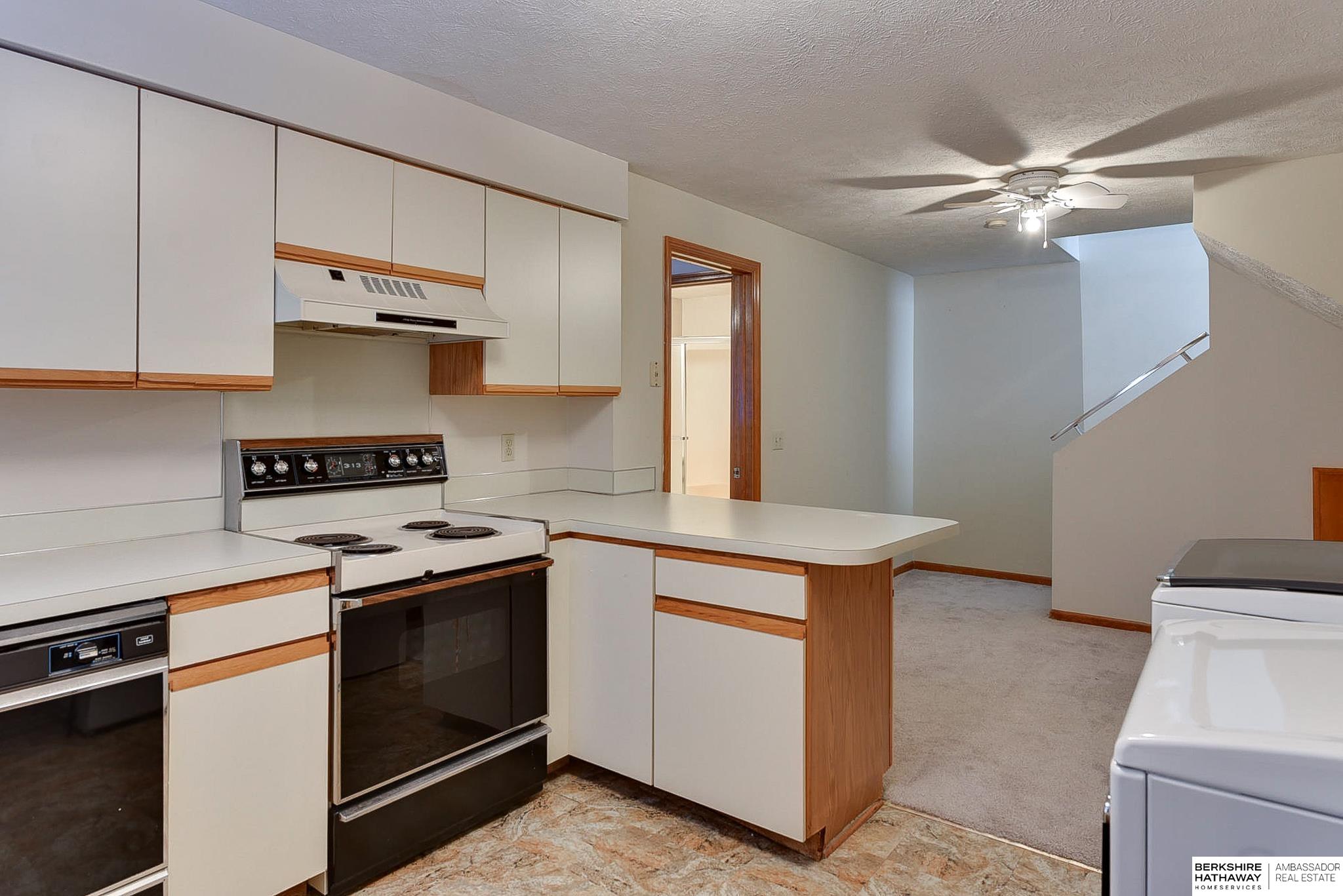 Omaha, Nebraska 68122, United States, 4 Bedrooms Bedrooms, ,3 BathroomsBathrooms,Residential,Active,946