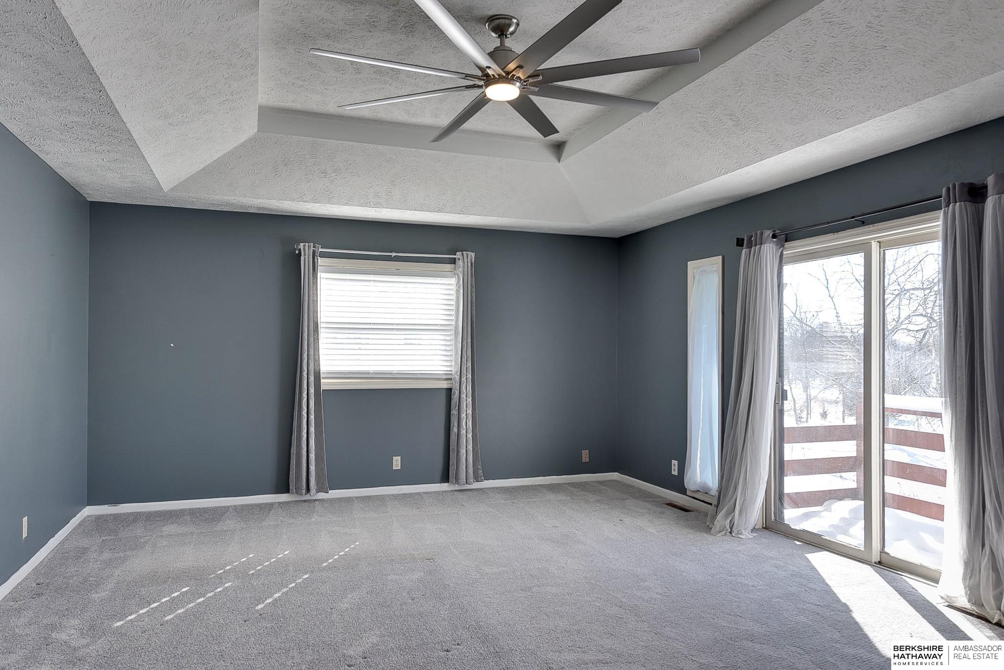 Omaha, Nebraska 68122, United States, 4 Bedrooms Bedrooms, ,3 BathroomsBathrooms,Residential,Active,946