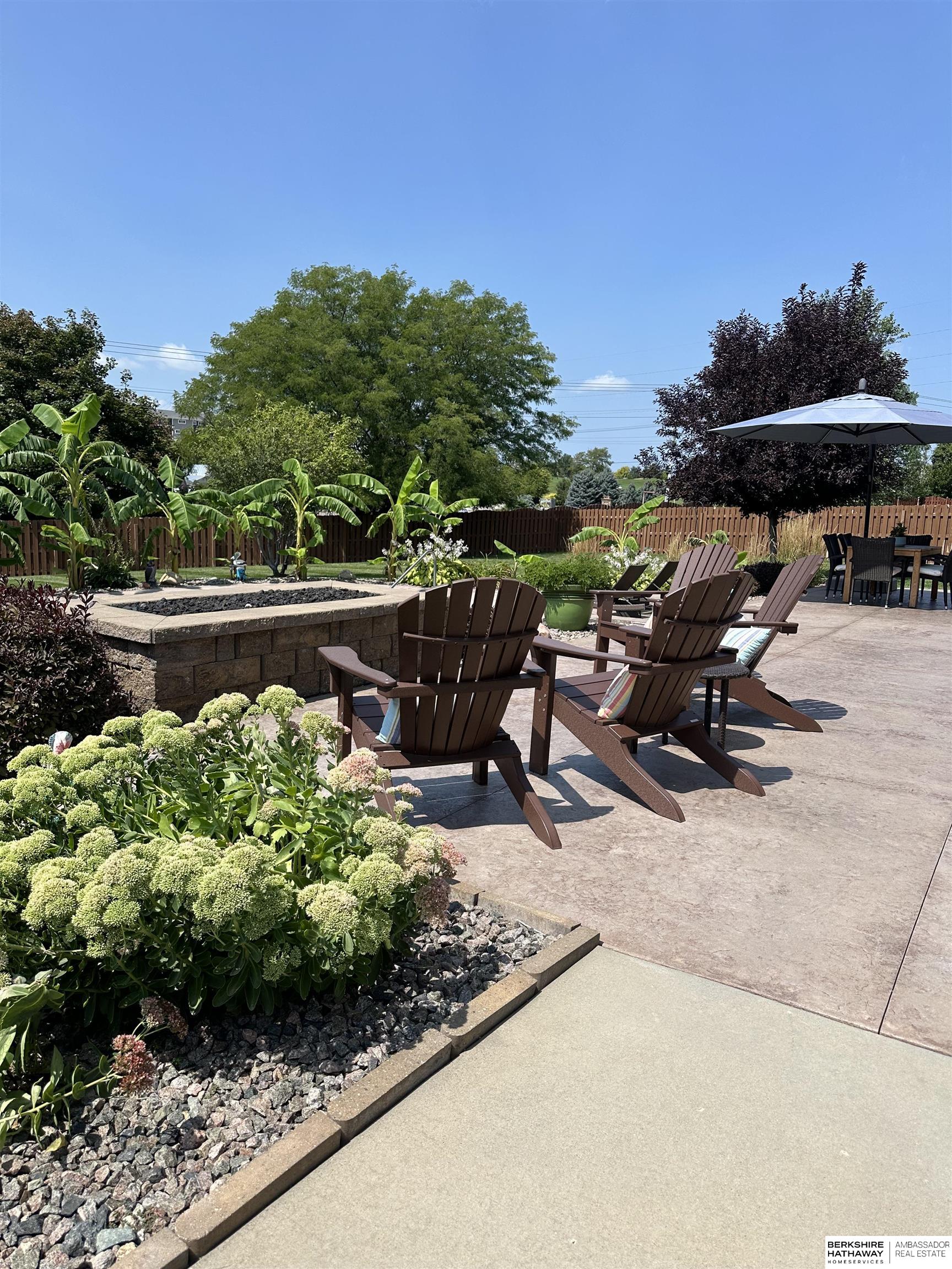 Omaha, Nebraska 68116, United States, 4 Bedrooms Bedrooms, ,3 BathroomsBathrooms,Residential,Pending,88213