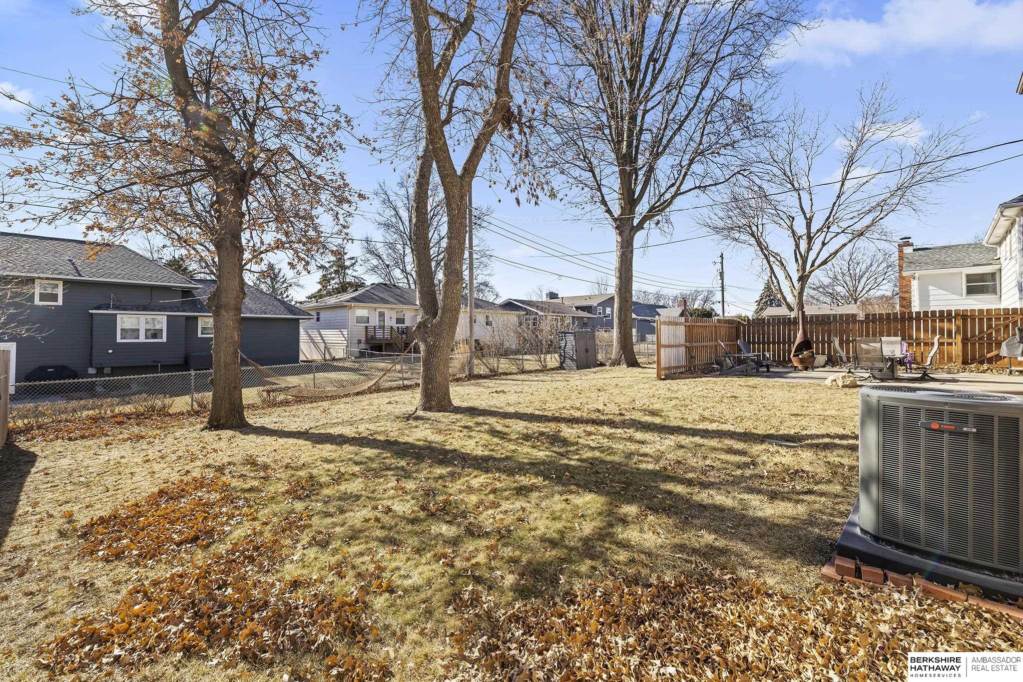 Omaha, Nebraska 68144, United States, 4 Bedrooms Bedrooms, ,3 BathroomsBathrooms,Residential,Pending,11808