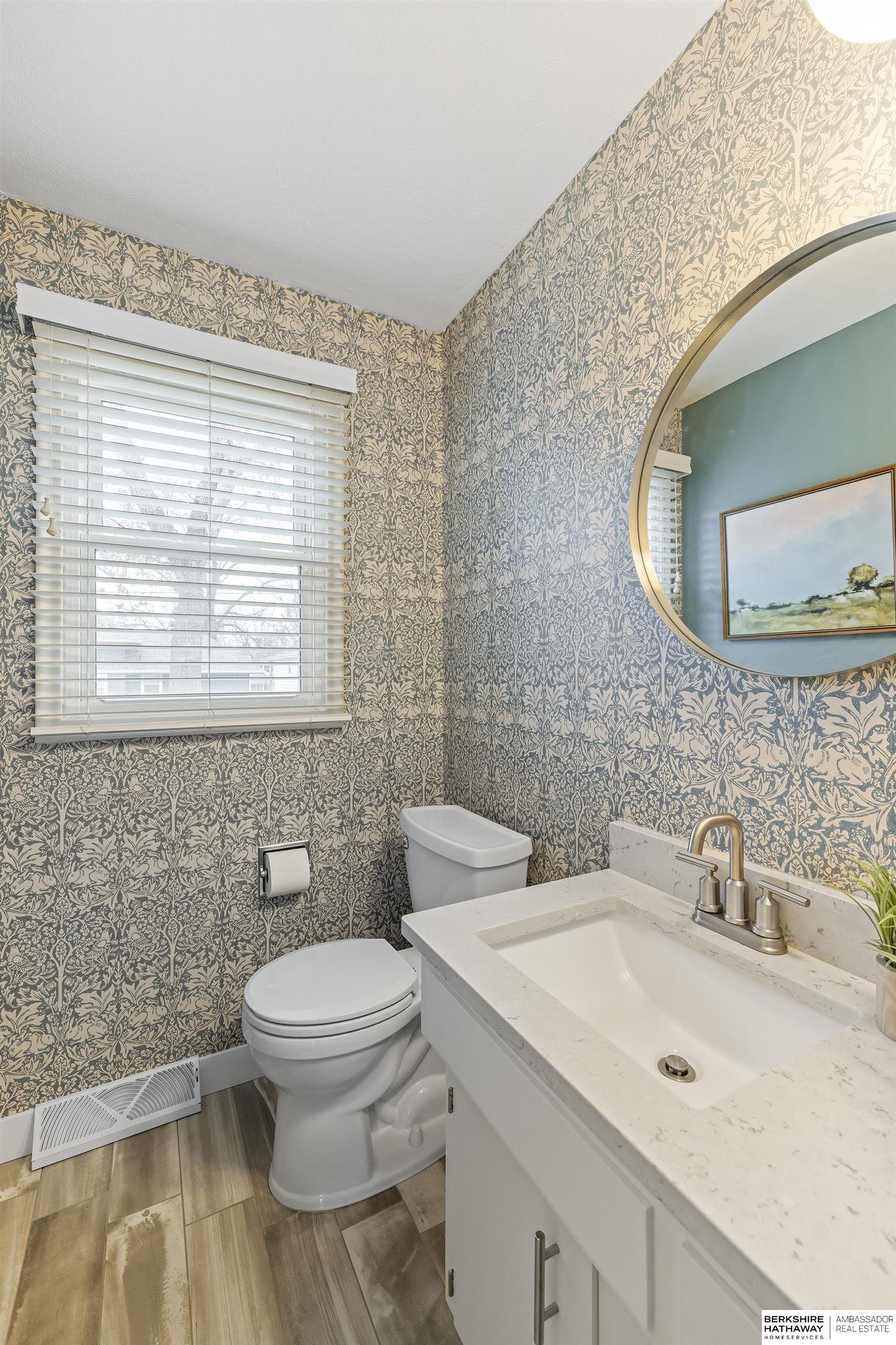 Omaha, Nebraska 68144, United States, 4 Bedrooms Bedrooms, ,3 BathroomsBathrooms,Residential,Pending,11808