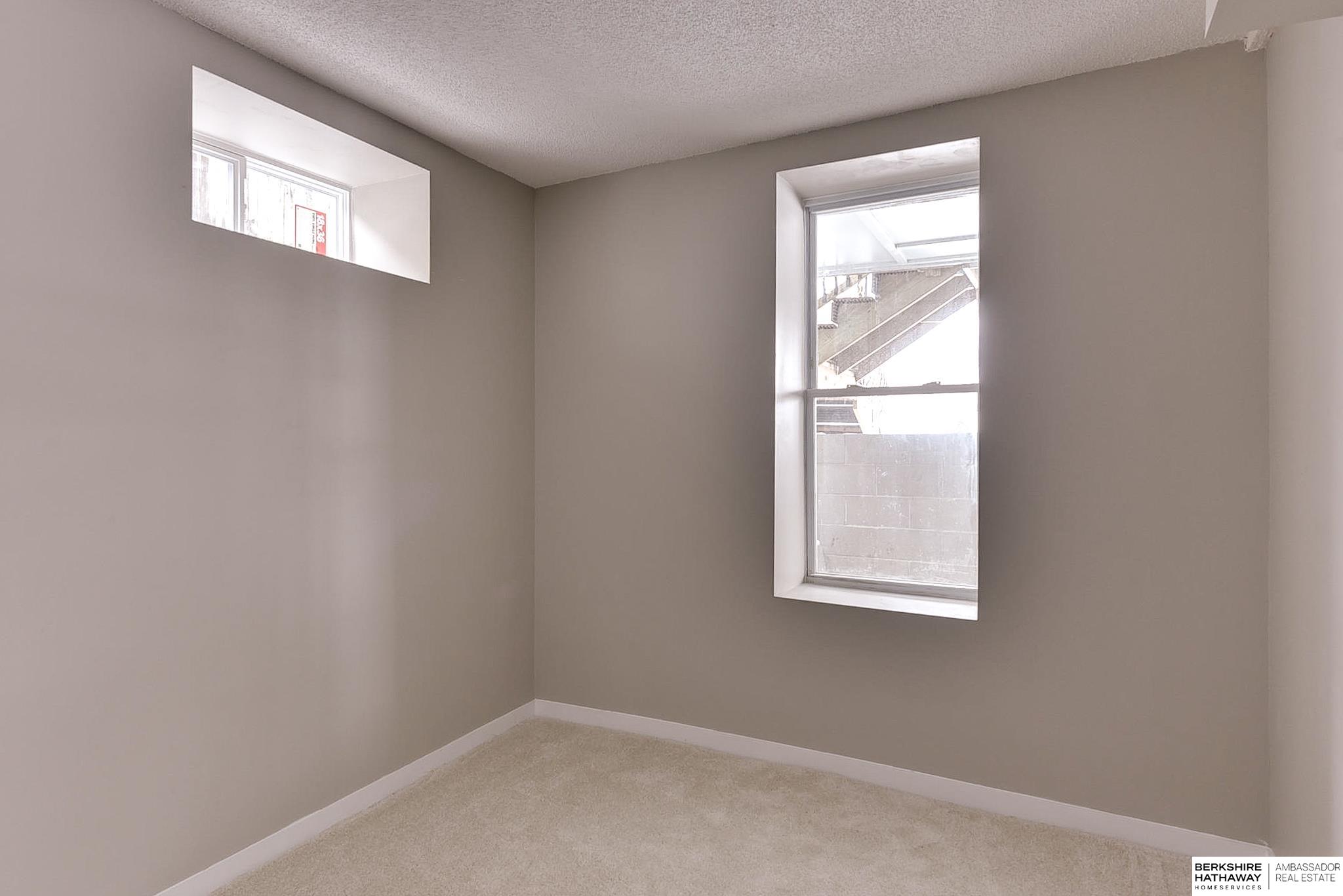 Omaha, Nebraska 68108, United States, 4 Bedrooms Bedrooms, ,2 BathroomsBathrooms,Residential,Active,3855