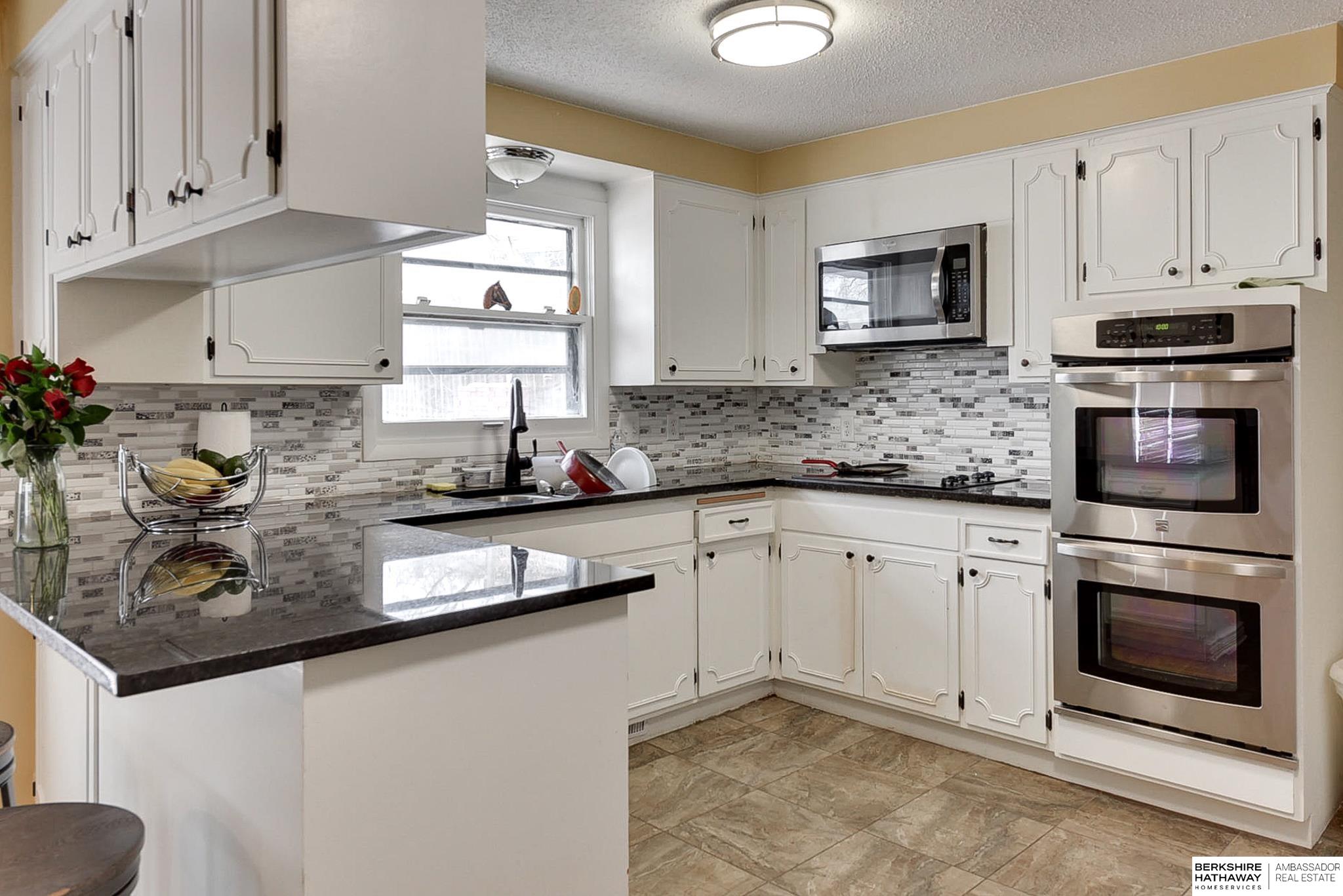 Omaha, Nebraska 68108, United States, 4 Bedrooms Bedrooms, ,2 BathroomsBathrooms,Residential,Active,3855