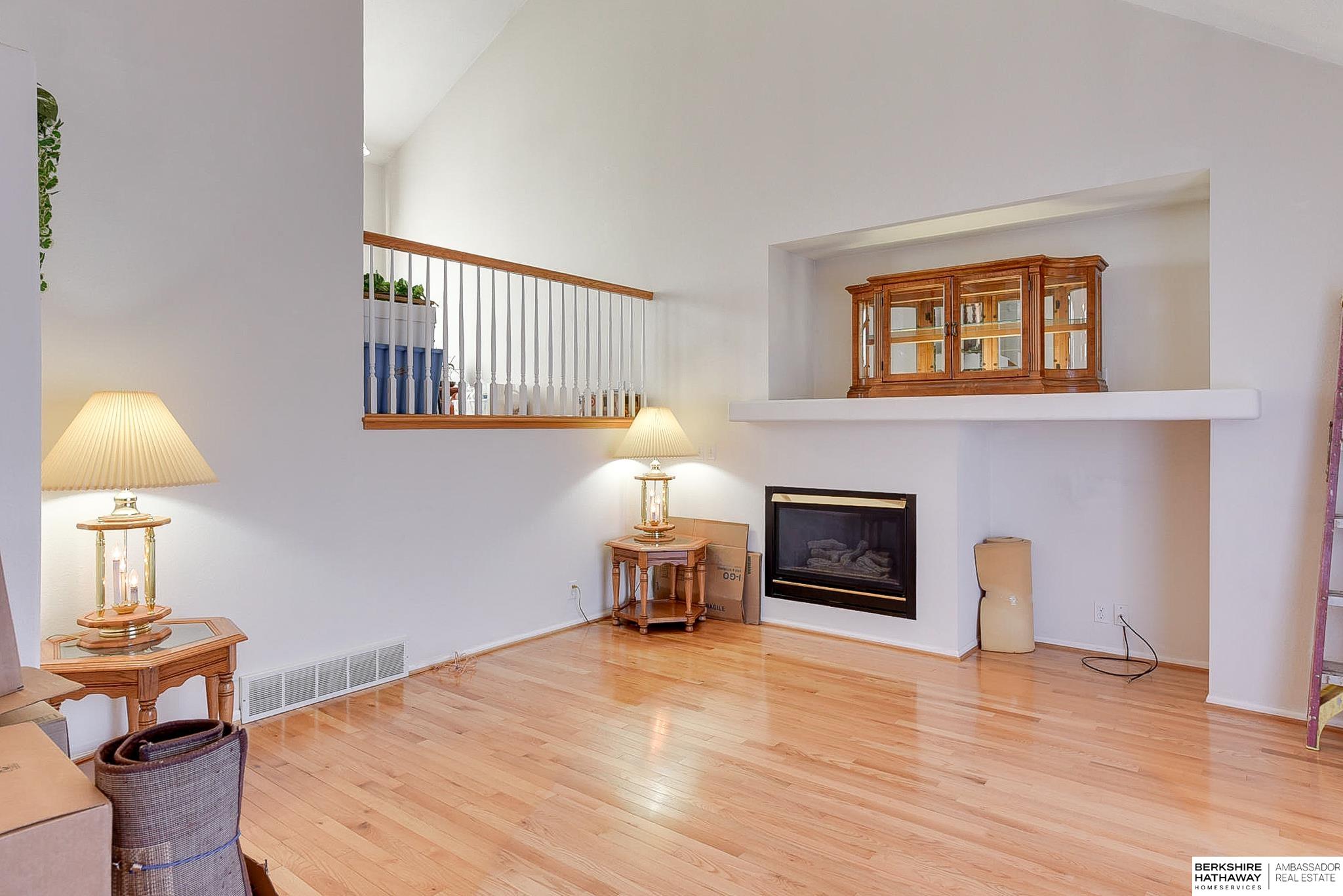 Bellevue, Nebraska 68123, United States, 3 Bedrooms Bedrooms, ,2 BathroomsBathrooms,Residential,Pending,20453