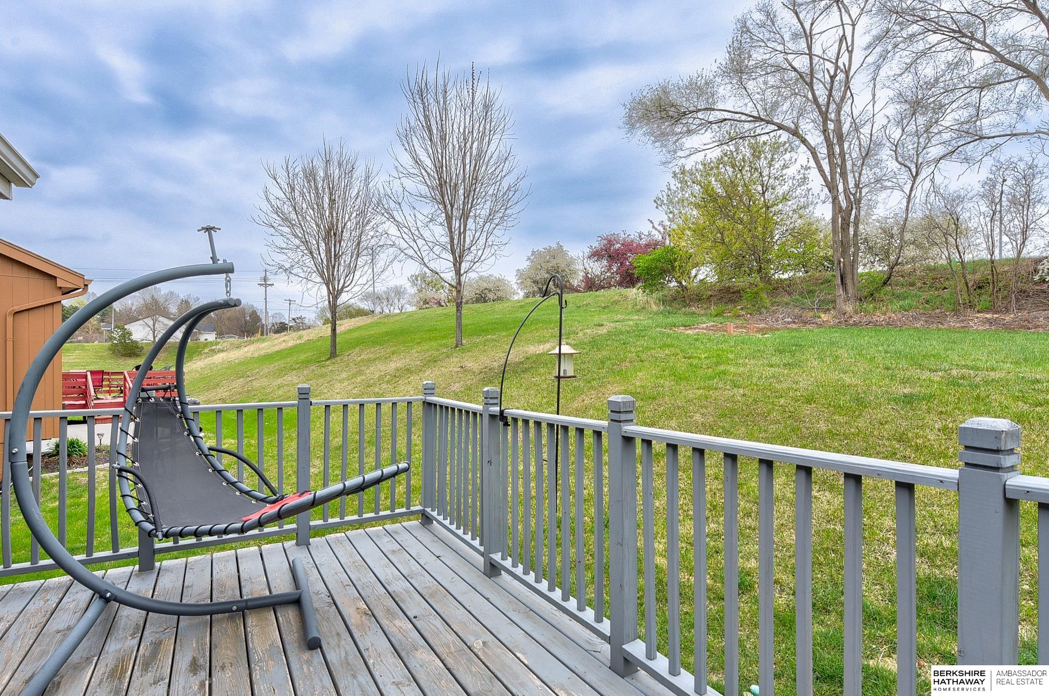 Omaha, Nebraska 68122, United States, 3 Bedrooms Bedrooms, ,2 BathroomsBathrooms,Residential,Pending,113480