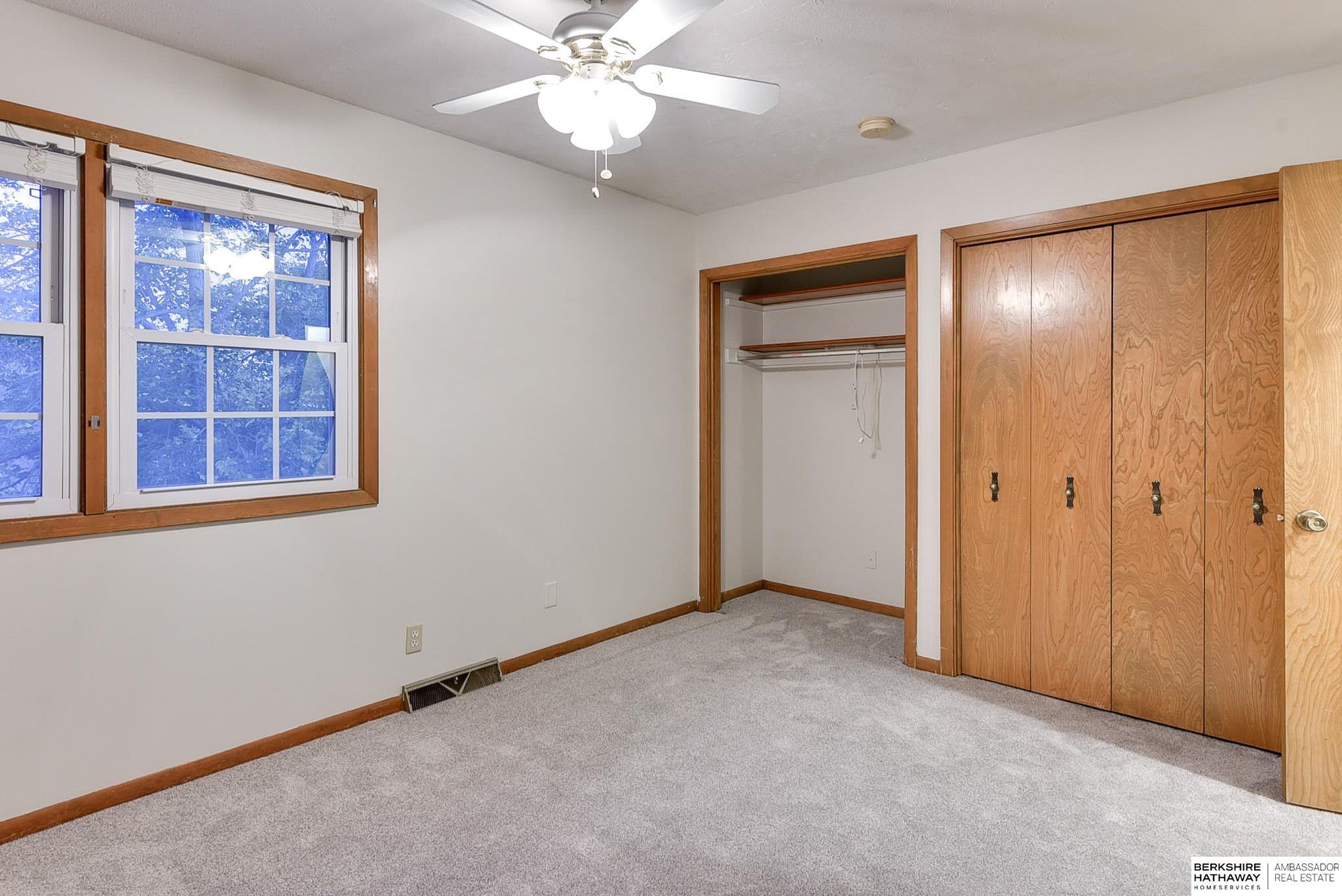 Omaha, Nebraska 68144, United States, 3 Bedrooms Bedrooms, ,3 BathroomsBathrooms,Residential,Pending,16295