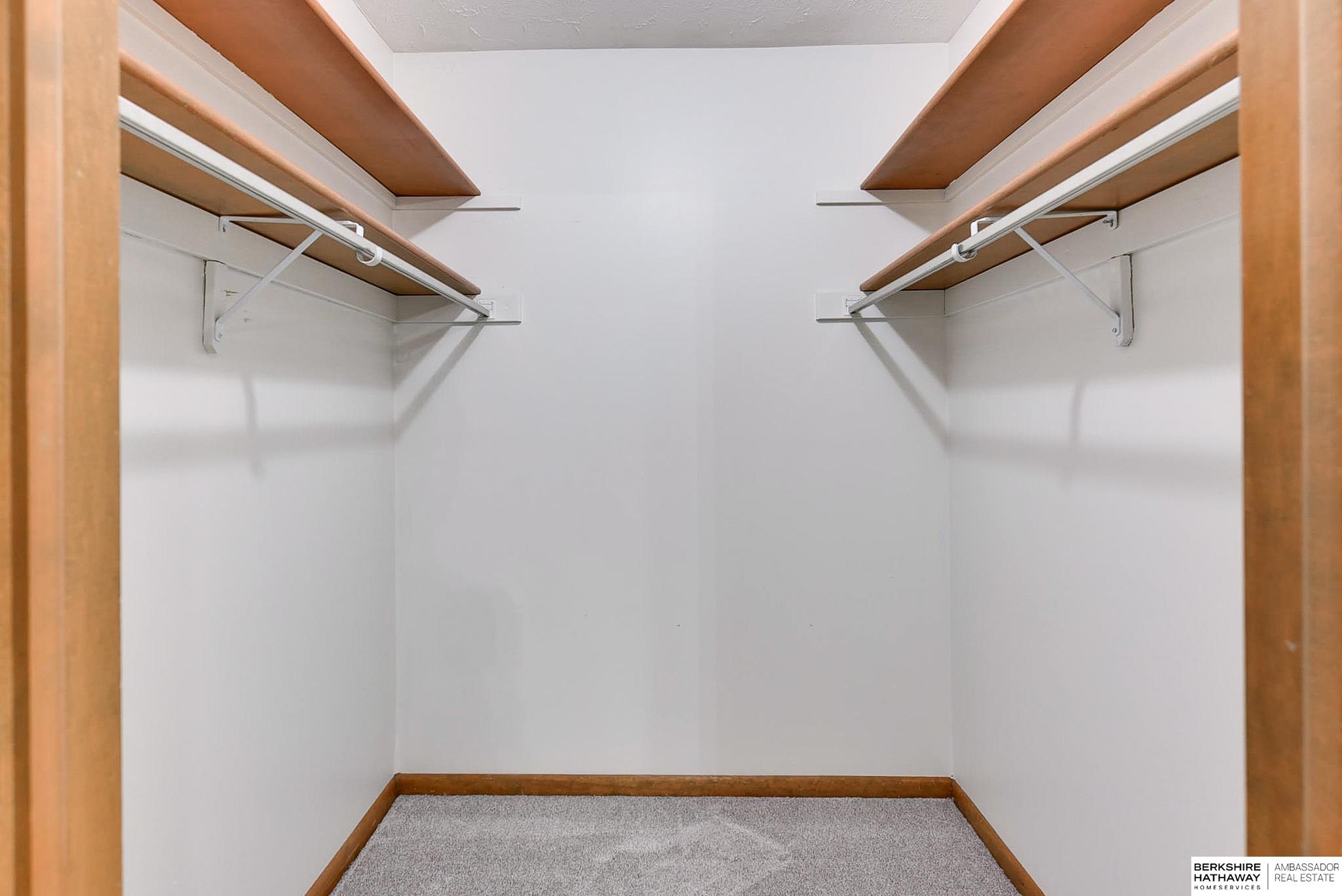 Omaha, Nebraska 68144, United States, 3 Bedrooms Bedrooms, ,3 BathroomsBathrooms,Residential,Pending,16295