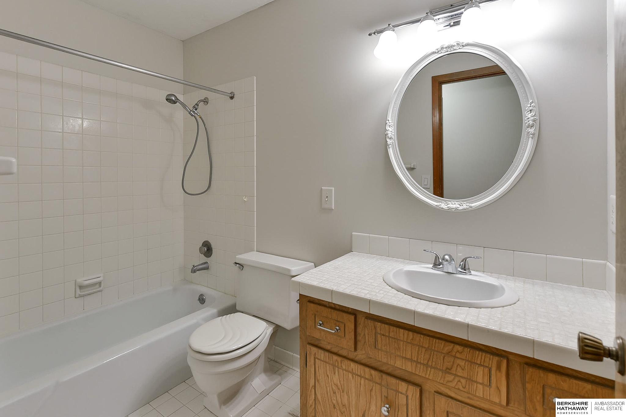 Omaha, Nebraska 68144, United States, 3 Bedrooms Bedrooms, ,3 BathroomsBathrooms,Residential,Pending,16295