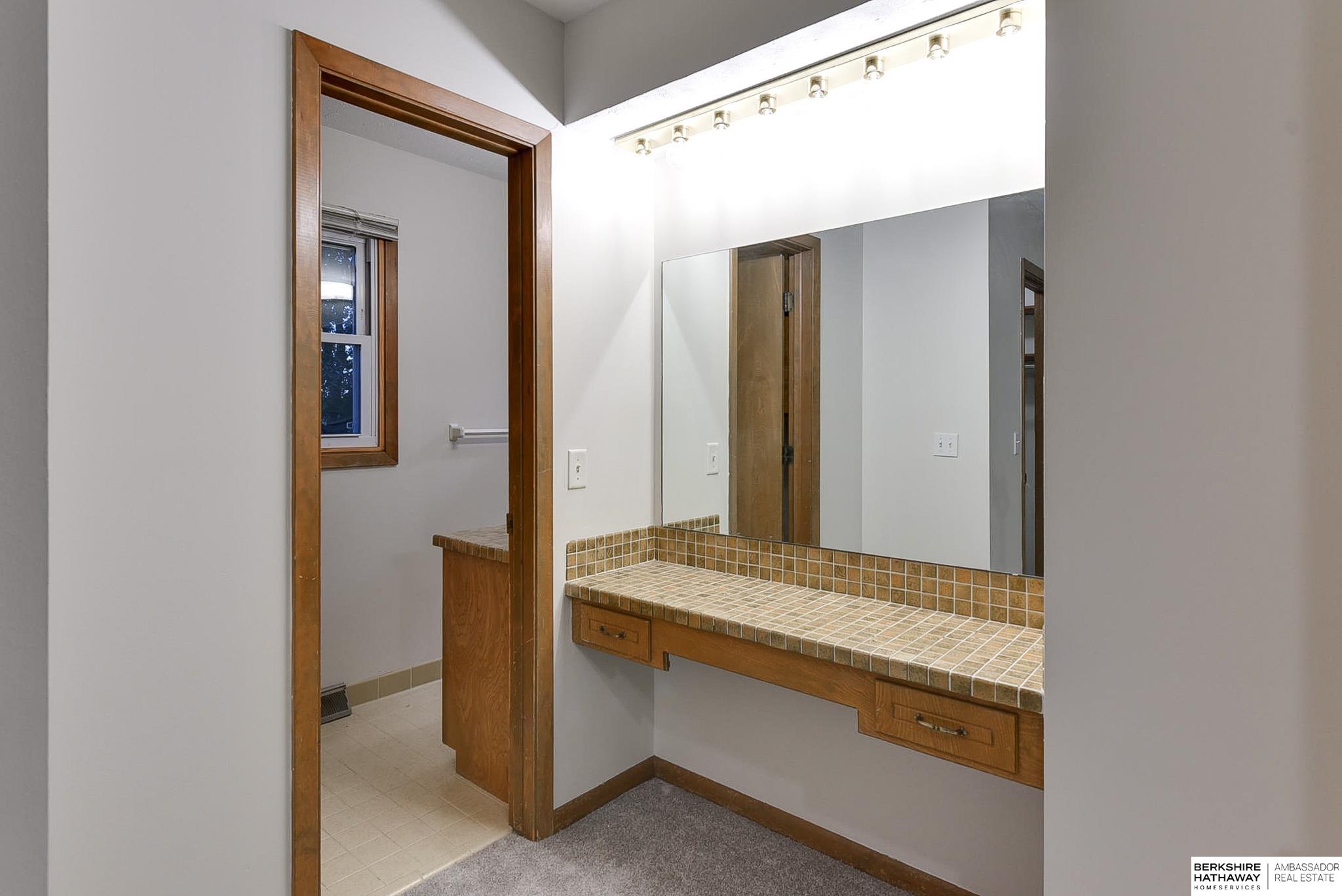 Omaha, Nebraska 68144, United States, 3 Bedrooms Bedrooms, ,3 BathroomsBathrooms,Residential,Pending,16295