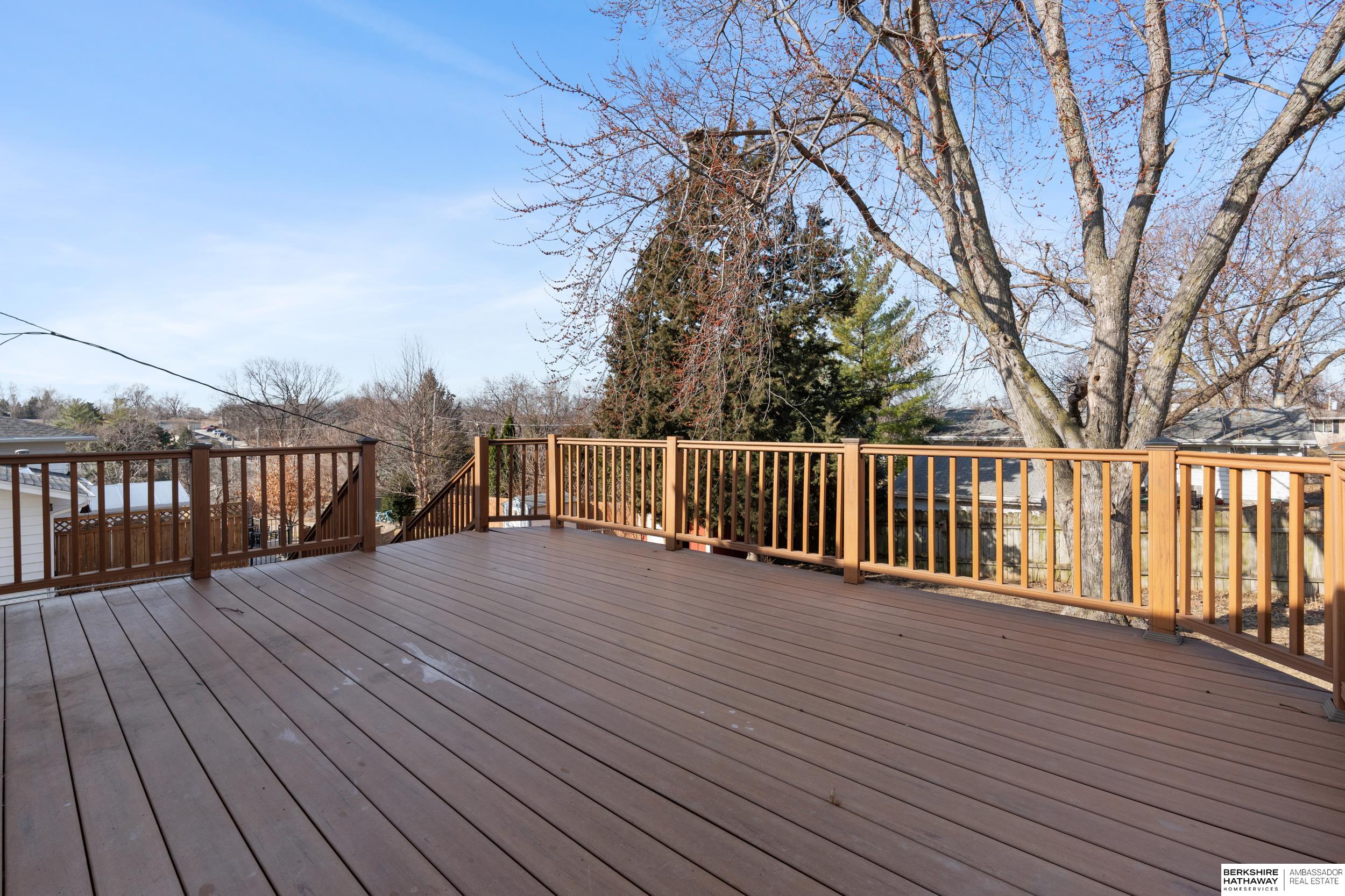 Omaha, Nebraska 68114, United States, 3 Bedrooms Bedrooms, ,3 BathroomsBathrooms,Residential,Pending,86997