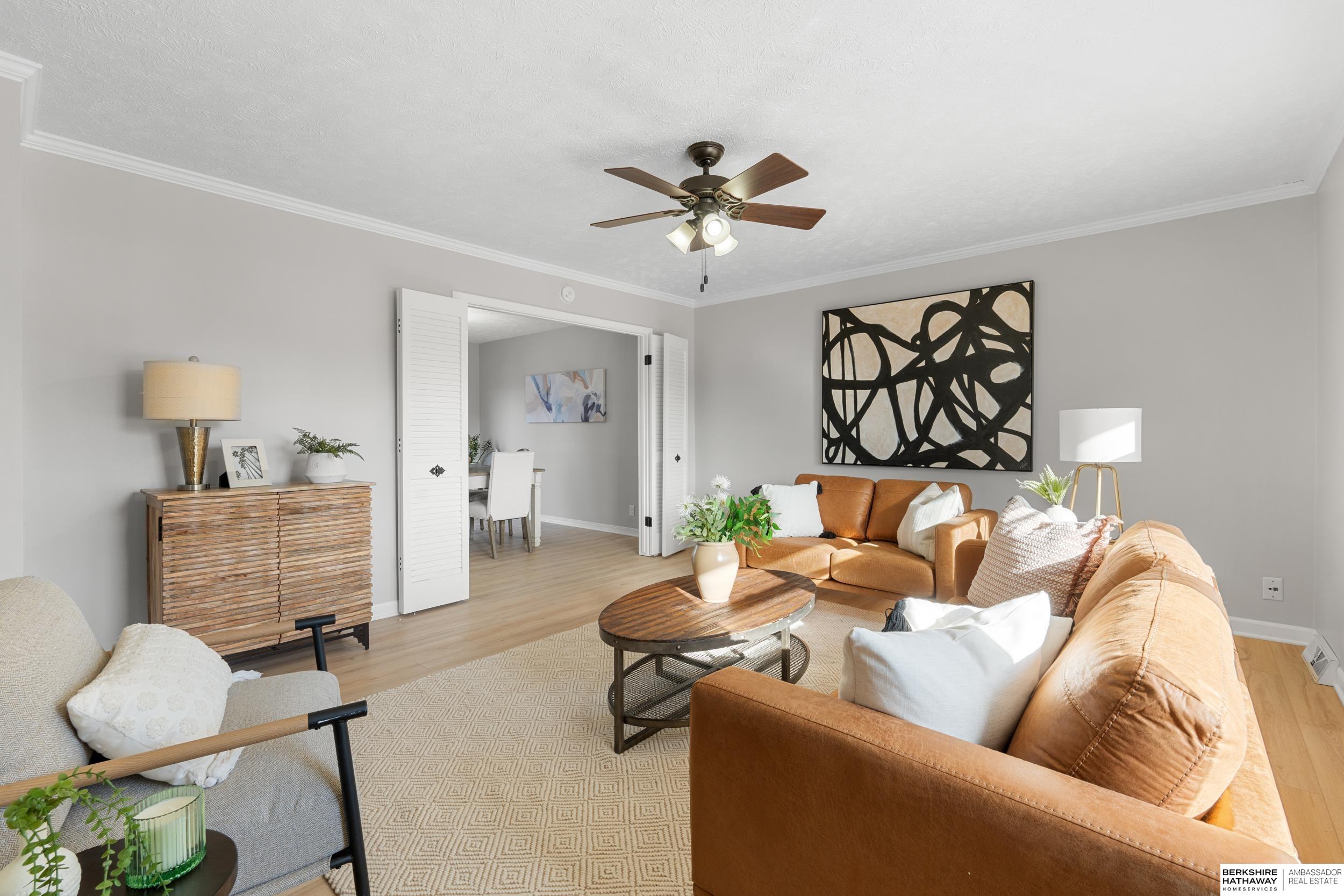 Omaha, Nebraska 68114, United States, 3 Bedrooms Bedrooms, ,3 BathroomsBathrooms,Residential,Pending,86997