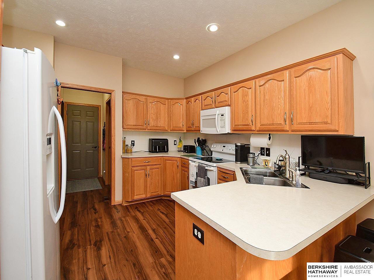 La Vista, Nebraska 68128, United States, 4 Bedrooms Bedrooms, ,3 BathroomsBathrooms,Residential,Active,9335