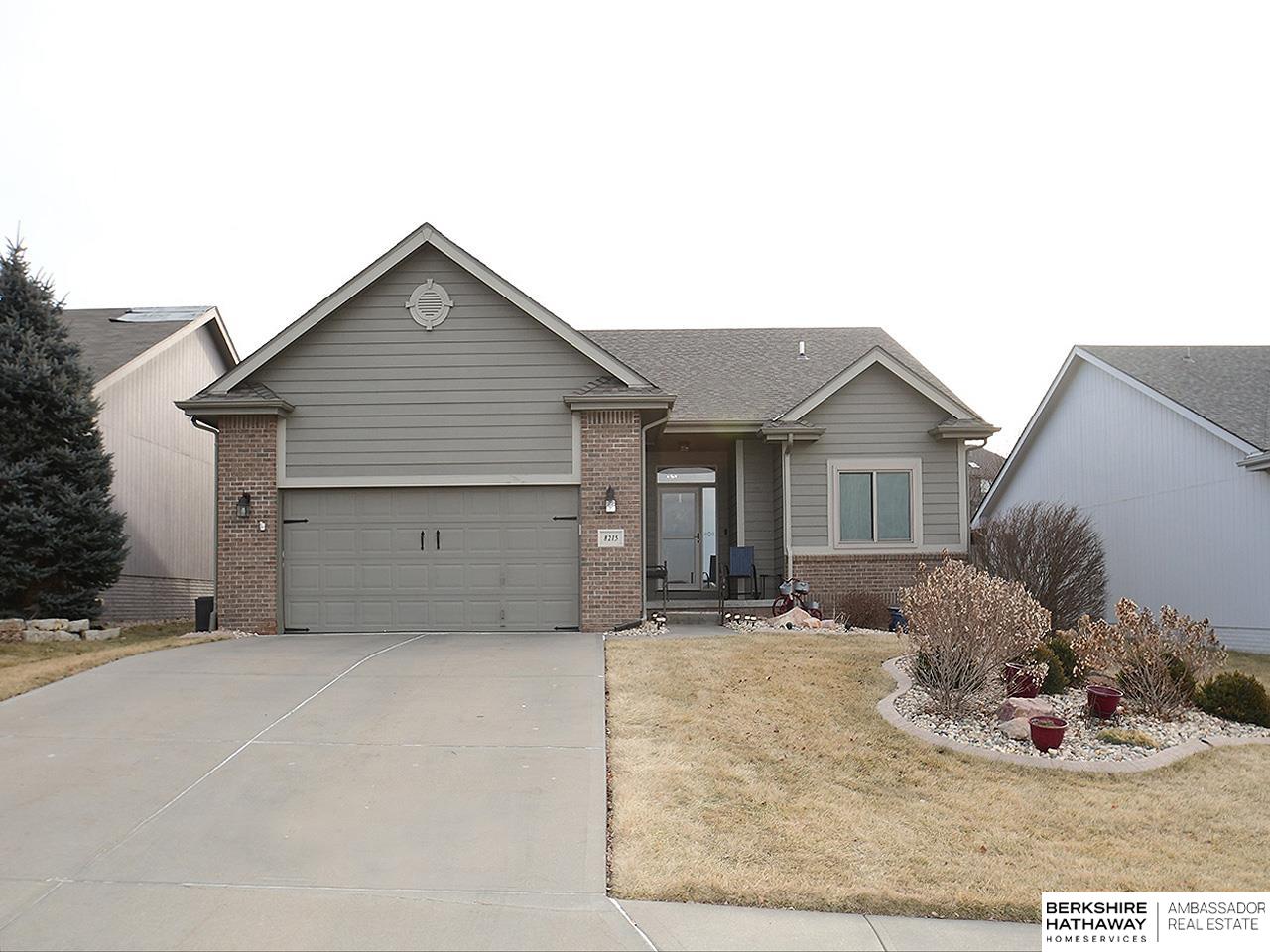 La Vista, Nebraska 68128, United States, 4 Bedrooms Bedrooms, ,3 BathroomsBathrooms,Residential,Active,9335