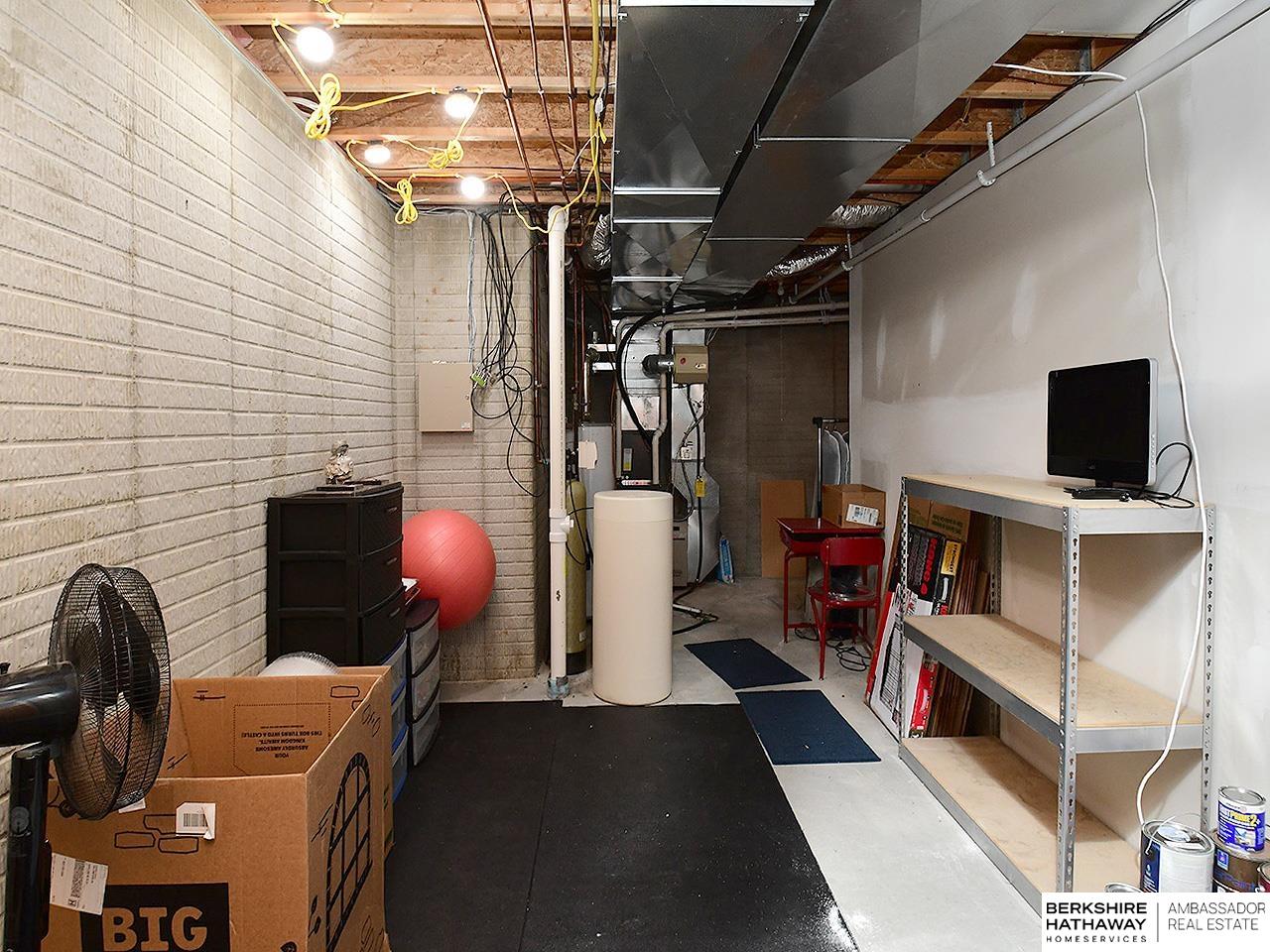 La Vista, Nebraska 68128, United States, 4 Bedrooms Bedrooms, ,3 BathroomsBathrooms,Residential,Active,9335