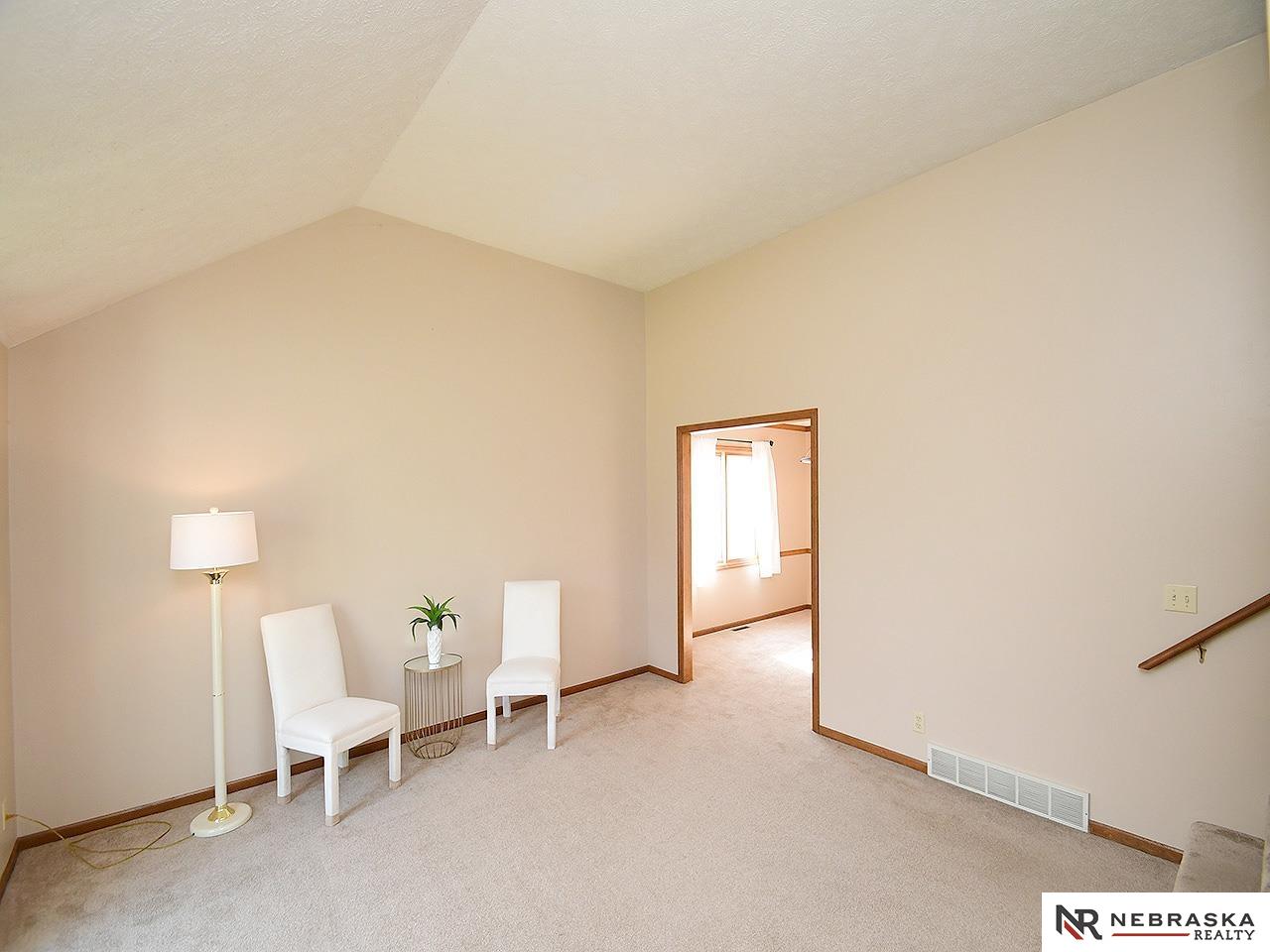 Omaha, Nebraska 68116, United States, 3 Bedrooms Bedrooms, ,3 BathroomsBathrooms,Residential,Pending,111500