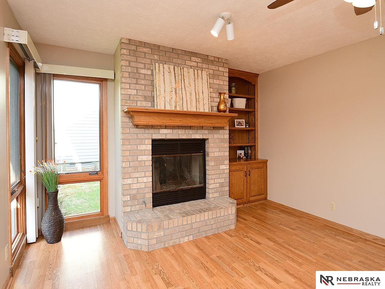 Omaha, Nebraska 68116, United States, 3 Bedrooms Bedrooms, ,3 BathroomsBathrooms,Residential,Pending,111500