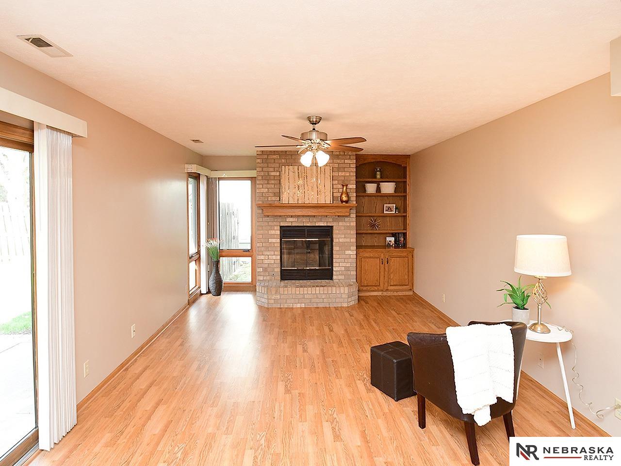 Omaha, Nebraska 68116, United States, 3 Bedrooms Bedrooms, ,3 BathroomsBathrooms,Residential,Pending,111500