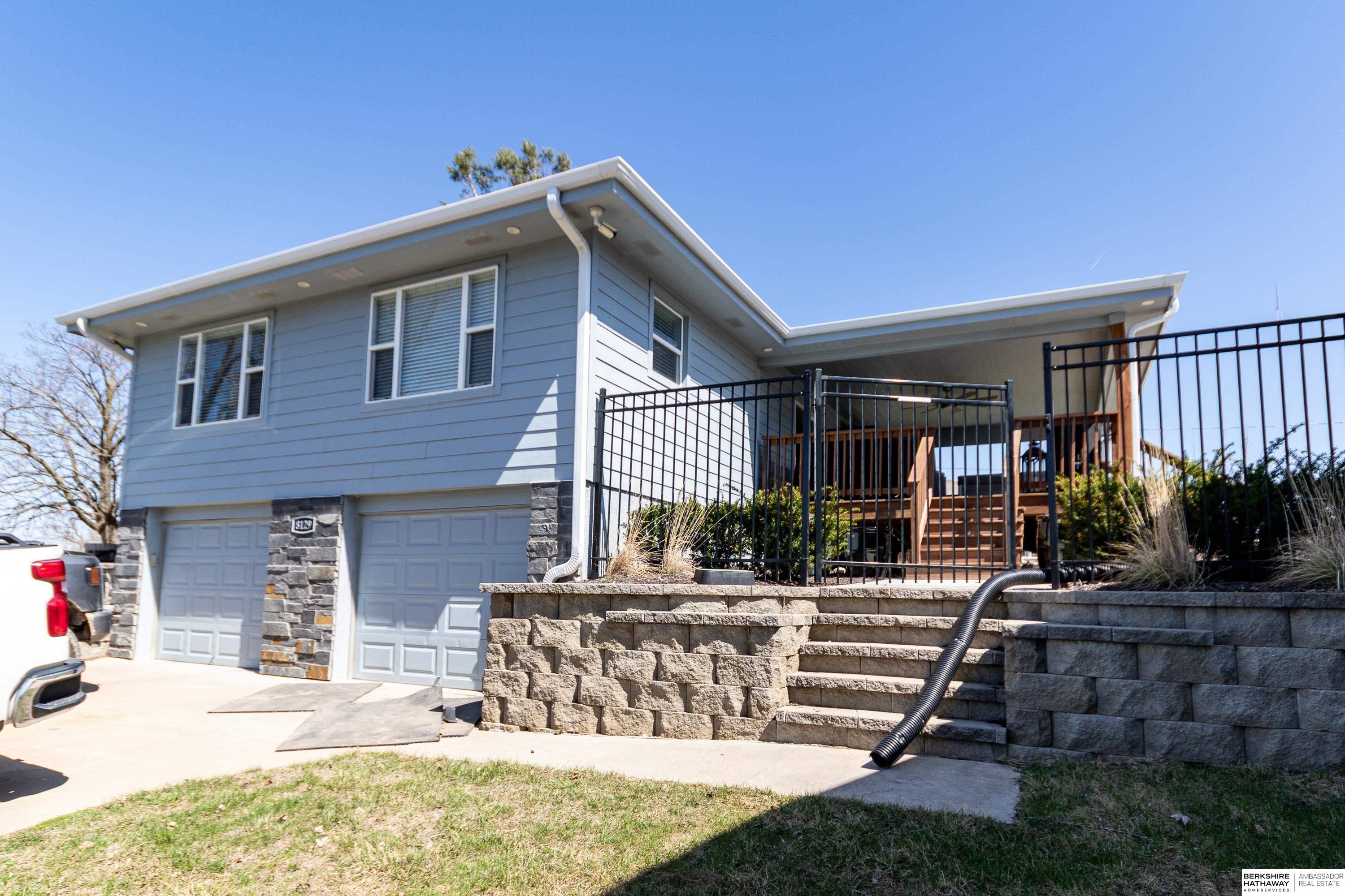 Omaha, Nebraska 68134, United States, 4 Bedrooms Bedrooms, ,2 BathroomsBathrooms,Residential,Active,104392