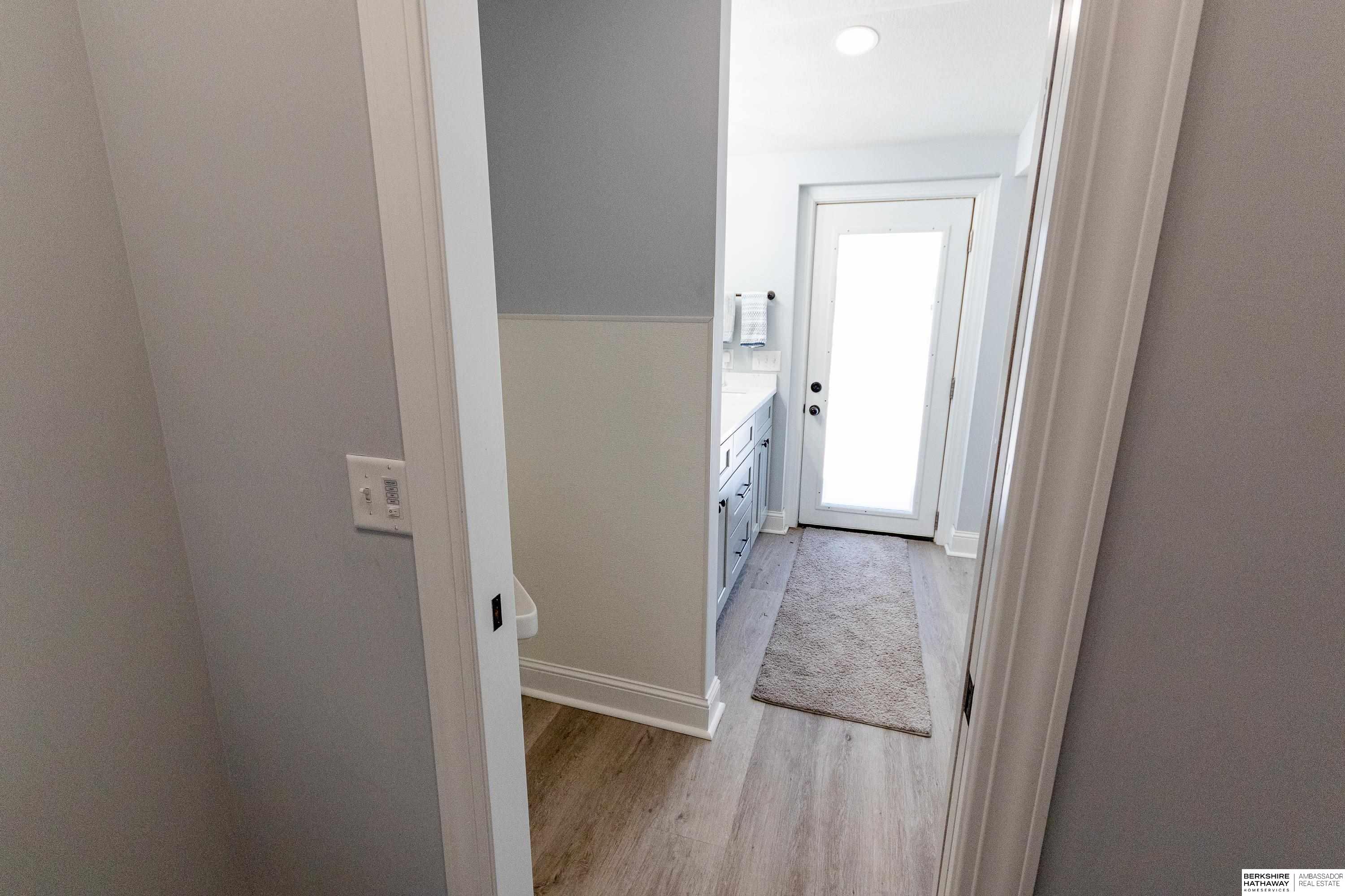 Omaha, Nebraska 68134, United States, 4 Bedrooms Bedrooms, ,2 BathroomsBathrooms,Residential,Active,104392