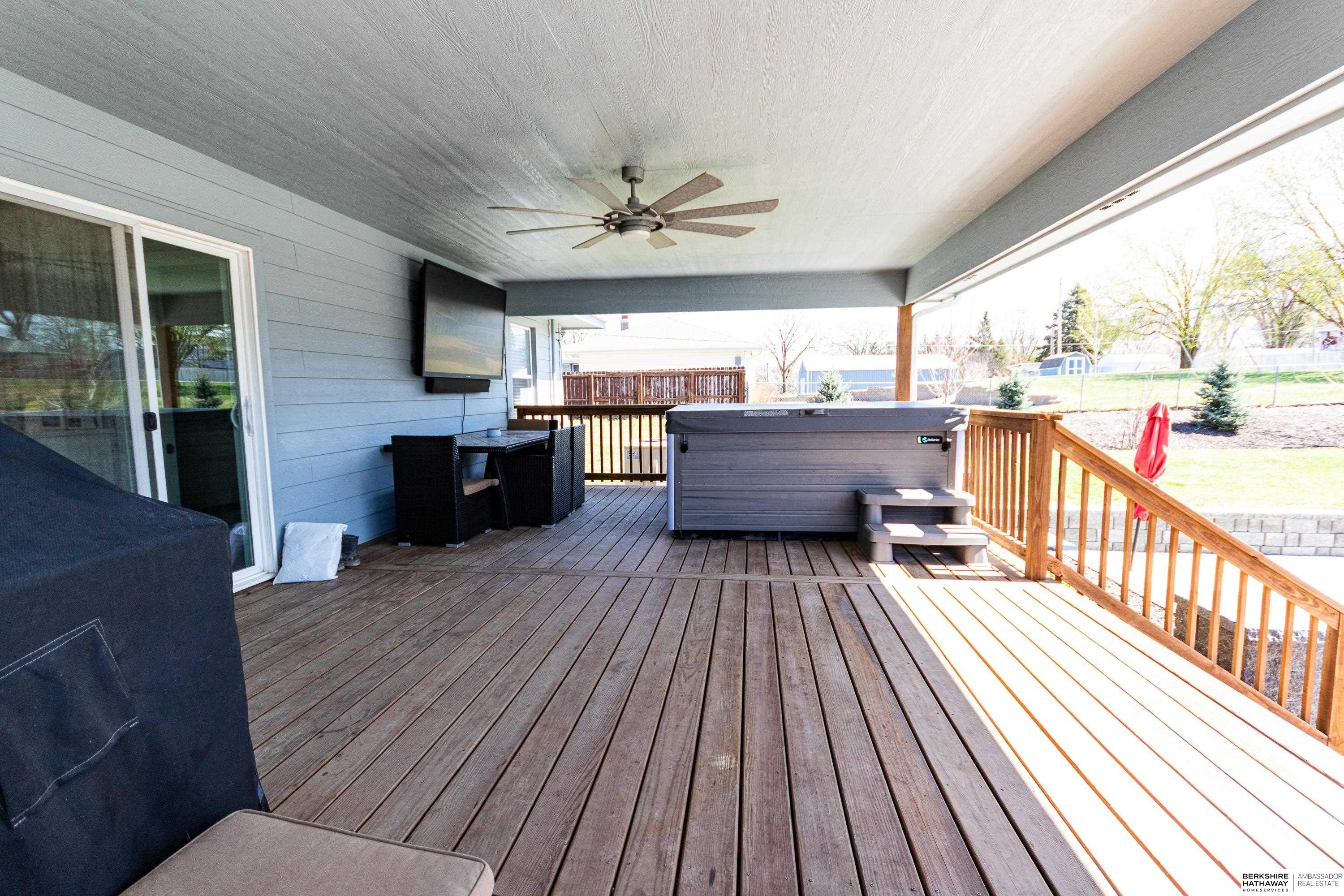 Omaha, Nebraska 68134, United States, 4 Bedrooms Bedrooms, ,2 BathroomsBathrooms,Residential,Active,104392