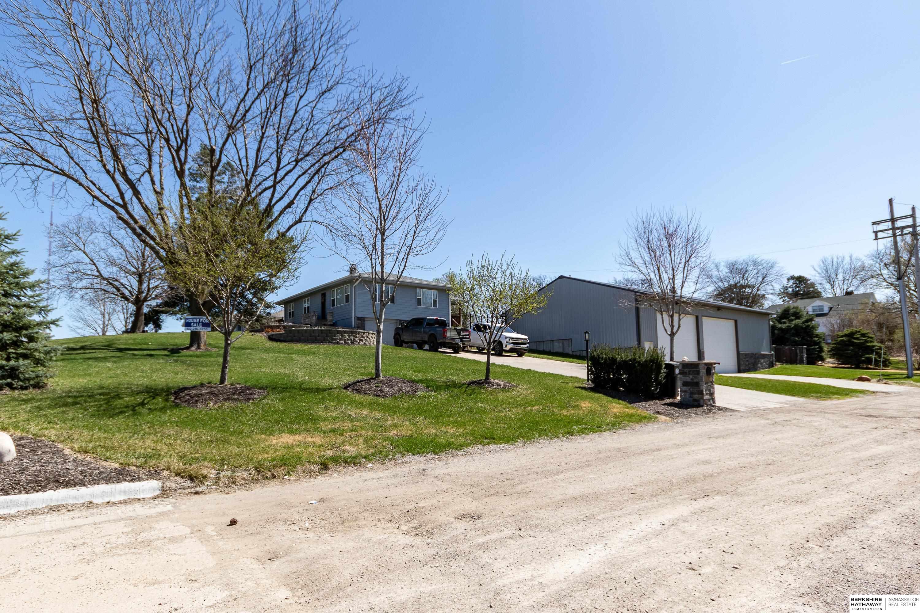 Omaha, Nebraska 68134, United States, 4 Bedrooms Bedrooms, ,2 BathroomsBathrooms,Residential,Active,104392