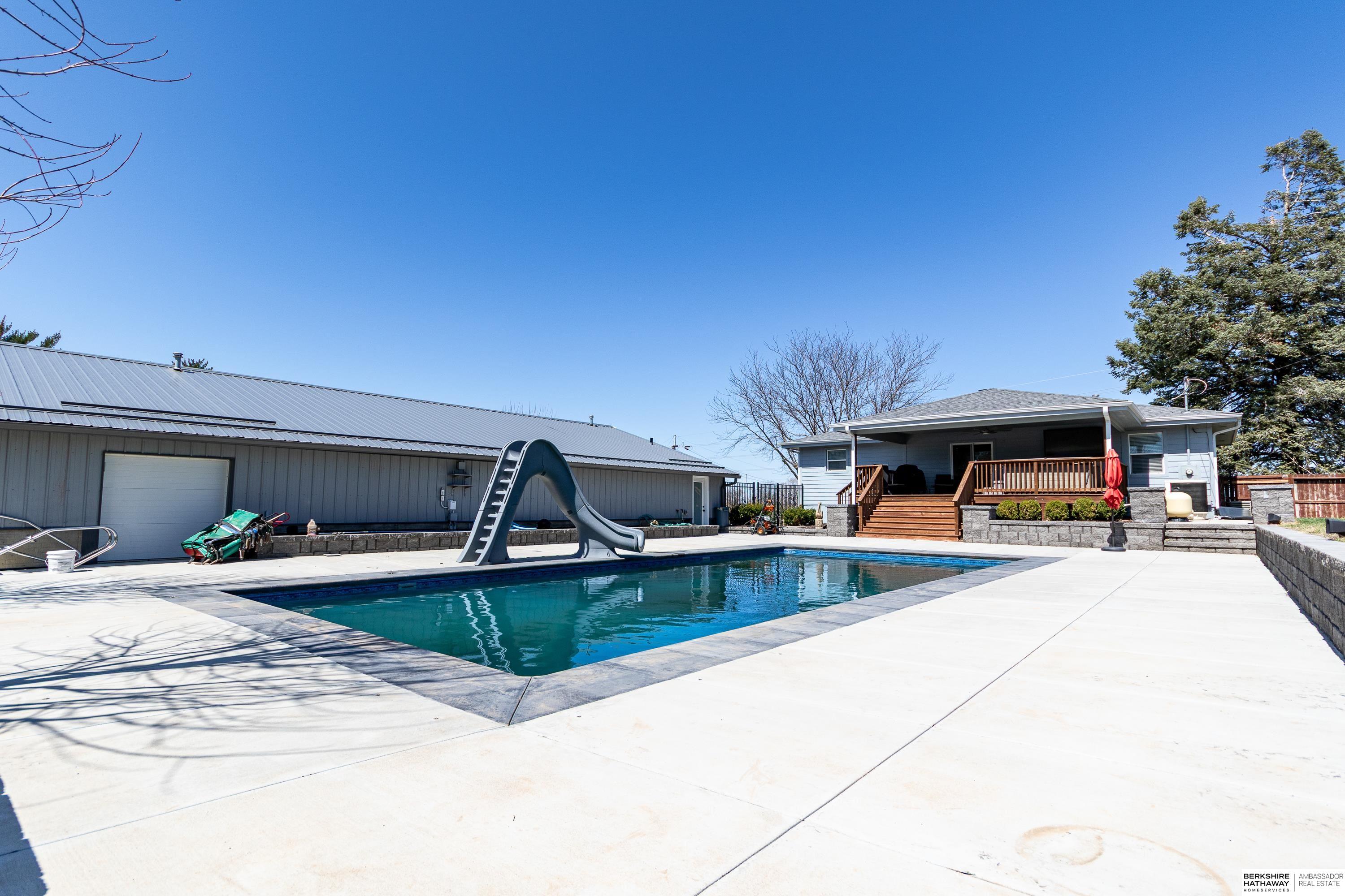 Omaha, Nebraska 68134, United States, 4 Bedrooms Bedrooms, ,2 BathroomsBathrooms,Residential,Active,104392