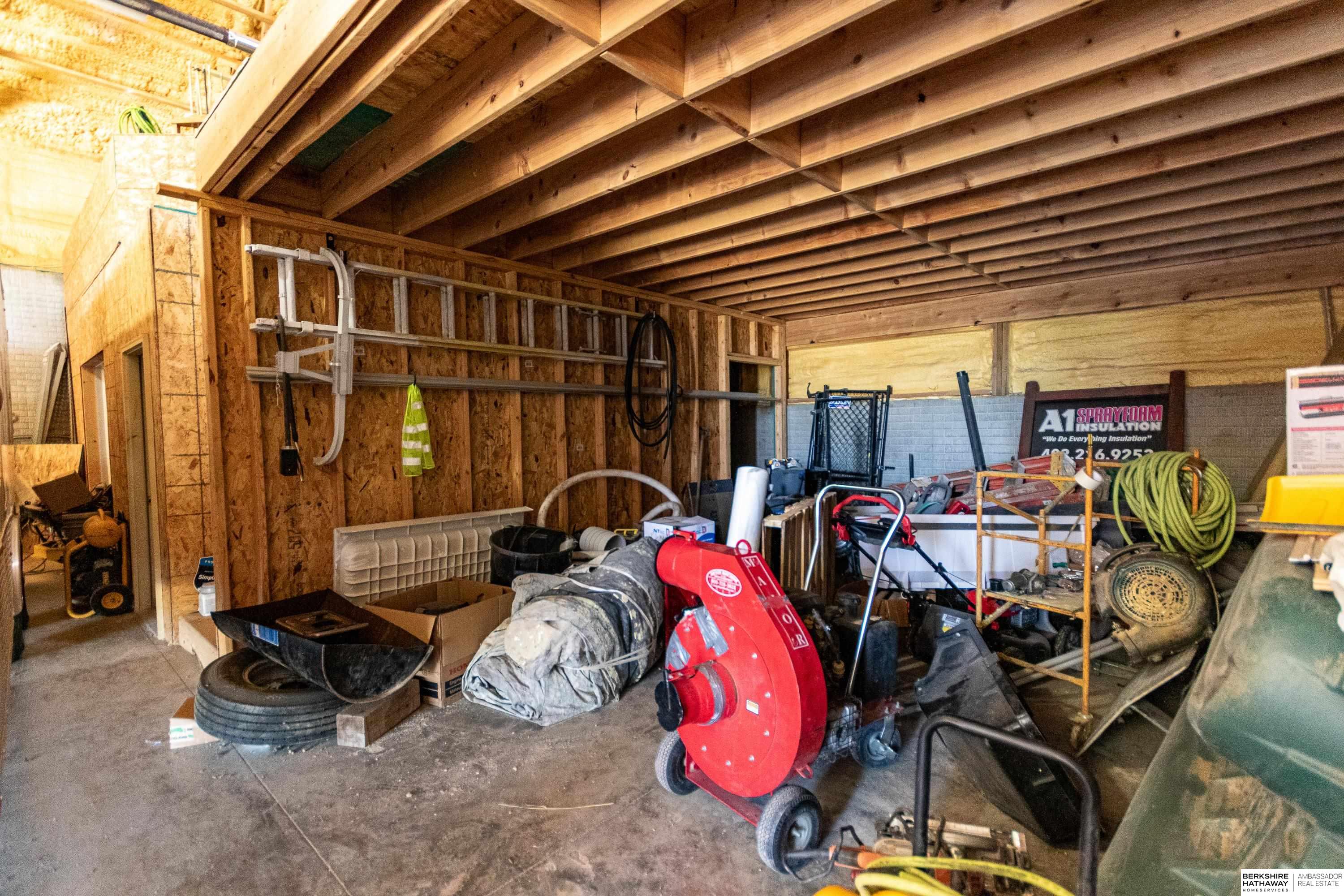 Omaha, Nebraska 68134, United States, 4 Bedrooms Bedrooms, ,2 BathroomsBathrooms,Residential,Active,104392