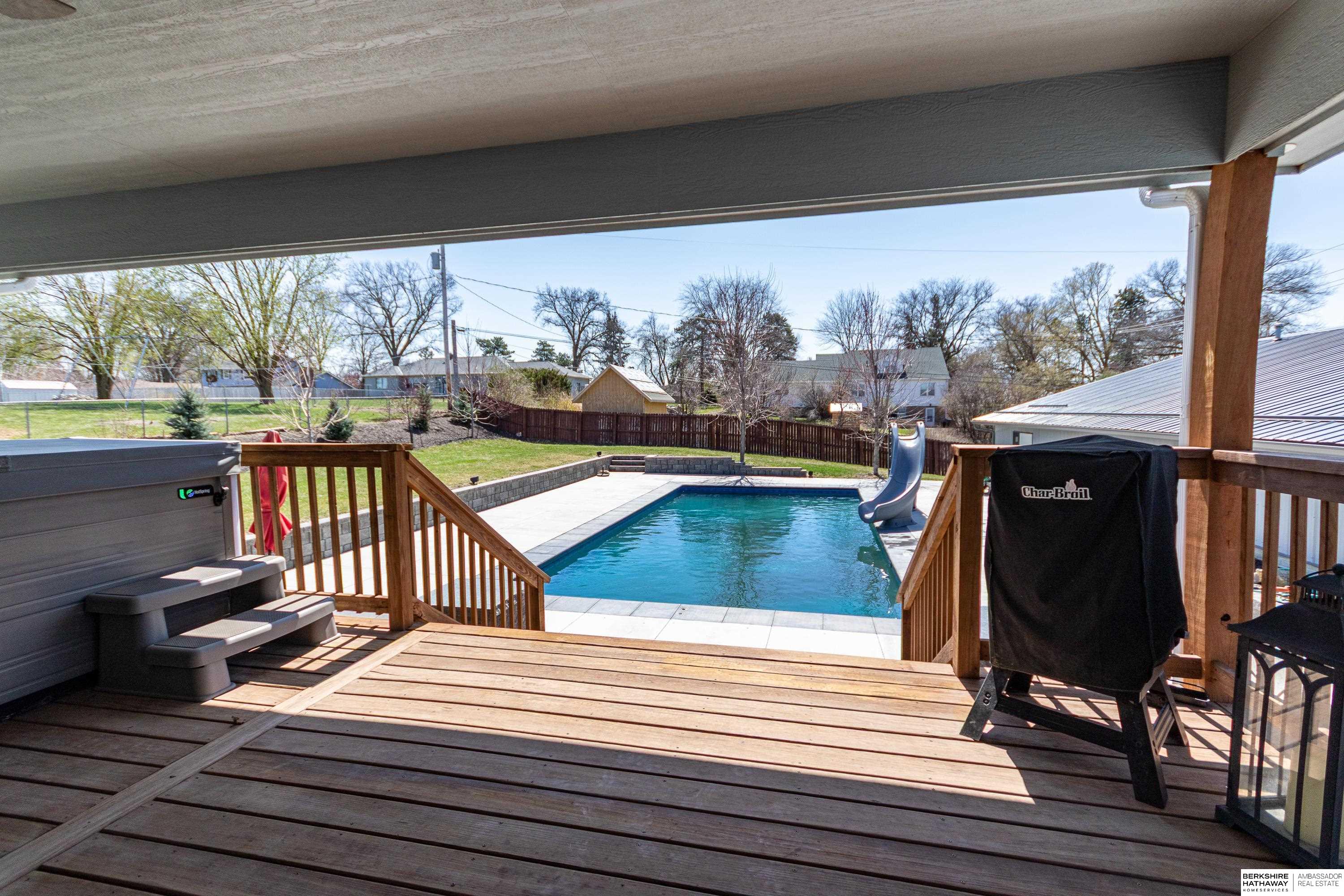 Omaha, Nebraska 68134, United States, 4 Bedrooms Bedrooms, ,2 BathroomsBathrooms,Residential,Active,104392