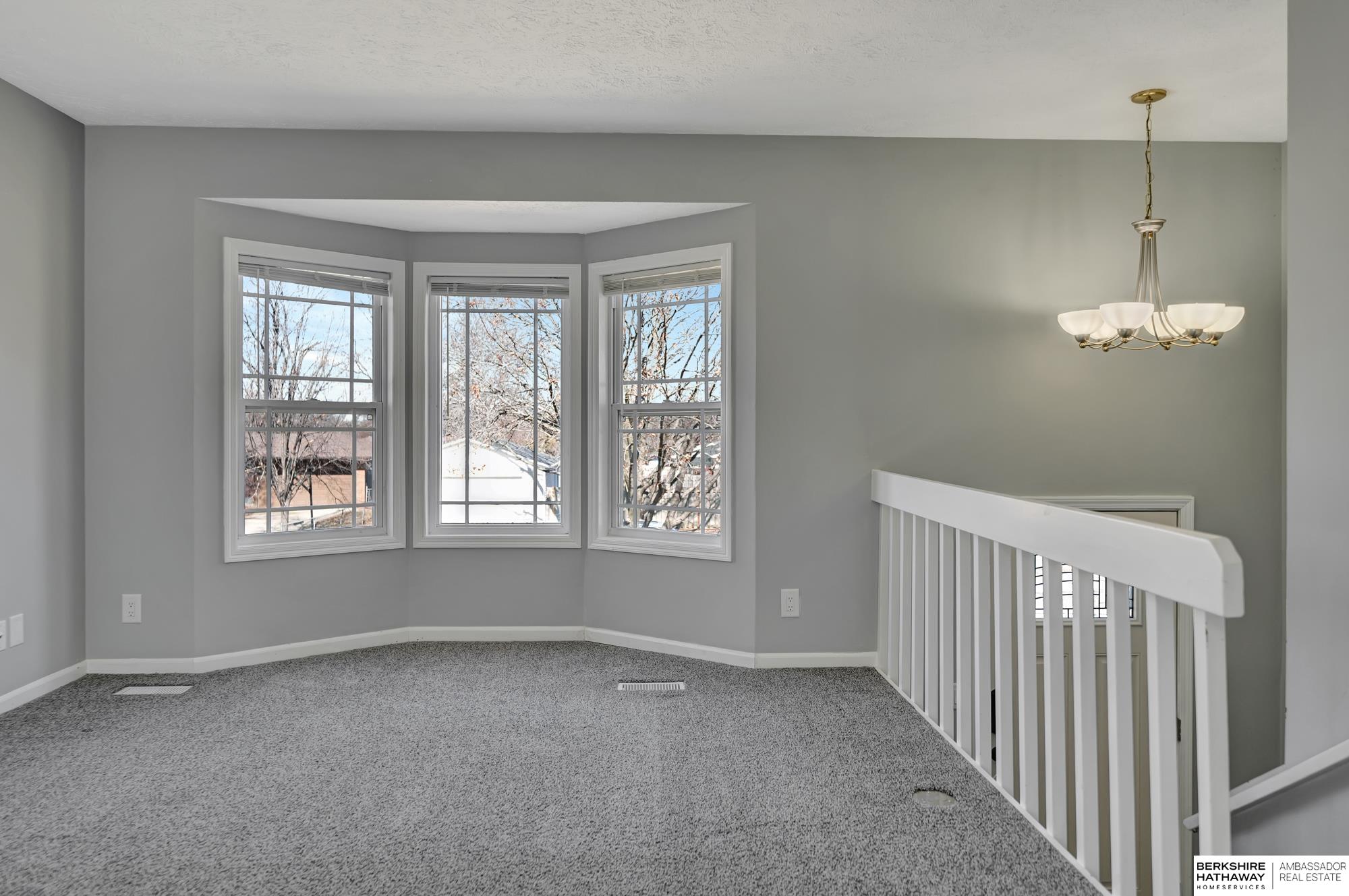 Lincoln, Nebraska 68522, United States, 3 Bedrooms Bedrooms, ,2 BathroomsBathrooms,Residential,Pending,87349