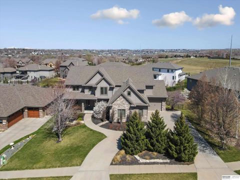 MLS: 22509536