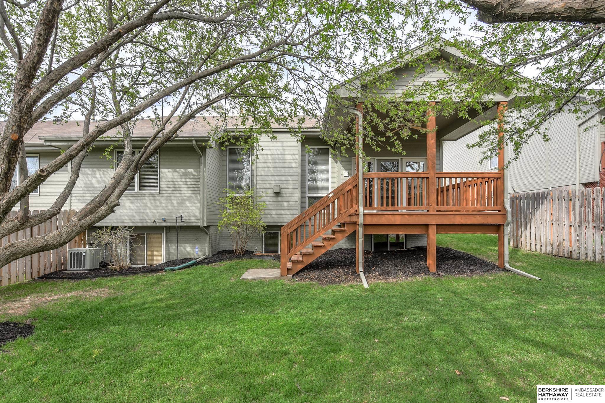 Omaha, Nebraska 68136, United States, 2 Bedrooms Bedrooms, ,3 BathroomsBathrooms,Residential,Pending,109925