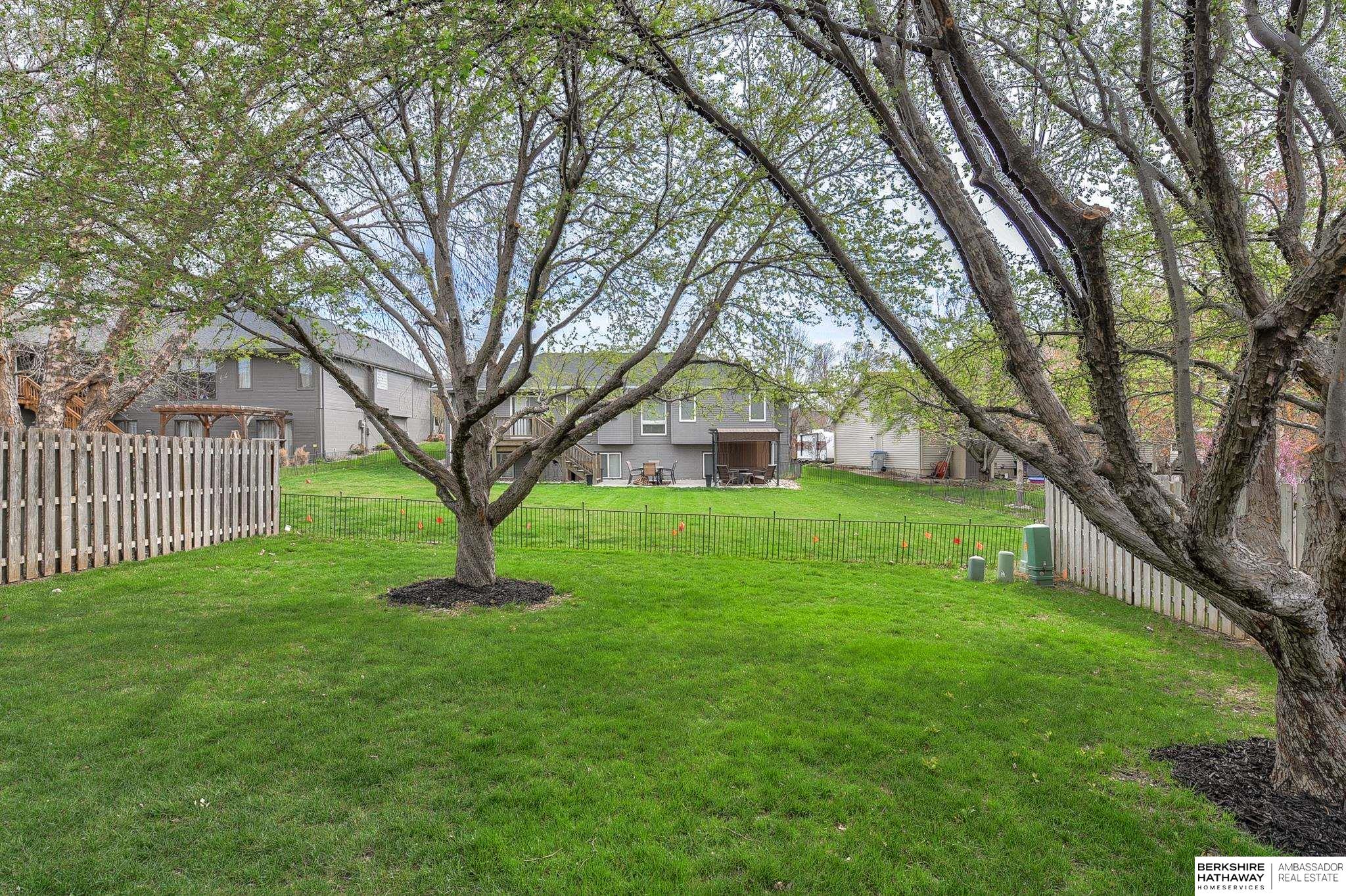 Omaha, Nebraska 68136, United States, 2 Bedrooms Bedrooms, ,3 BathroomsBathrooms,Residential,Pending,109925