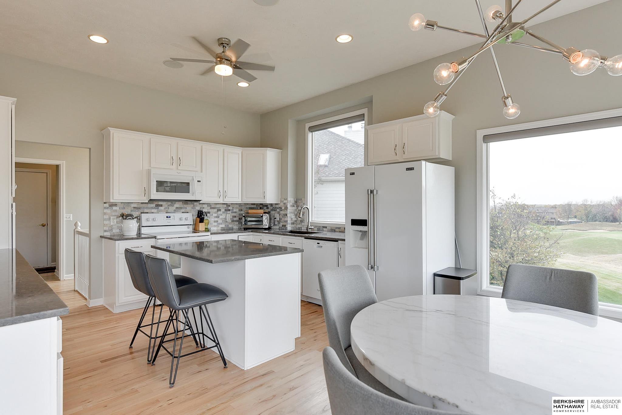 Omaha, Nebraska 68142, United States, 3 Bedrooms Bedrooms, ,3 BathroomsBathrooms,Residential,Pending,23344