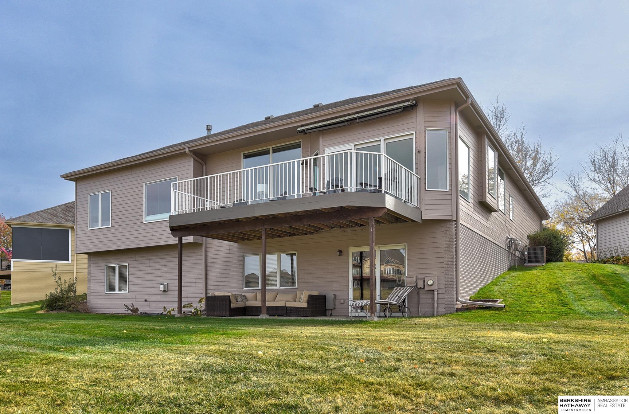 Omaha, Nebraska 68142, United States, 3 Bedrooms Bedrooms, ,3 BathroomsBathrooms,Residential,Pending,23344