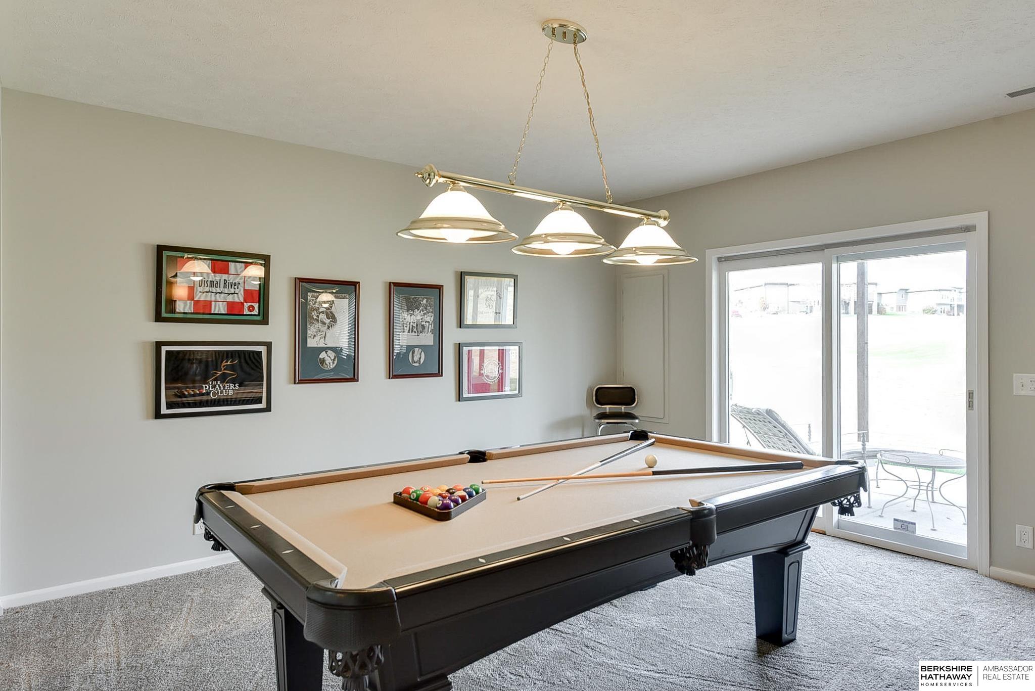 Omaha, Nebraska 68142, United States, 3 Bedrooms Bedrooms, ,3 BathroomsBathrooms,Residential,Pending,23344