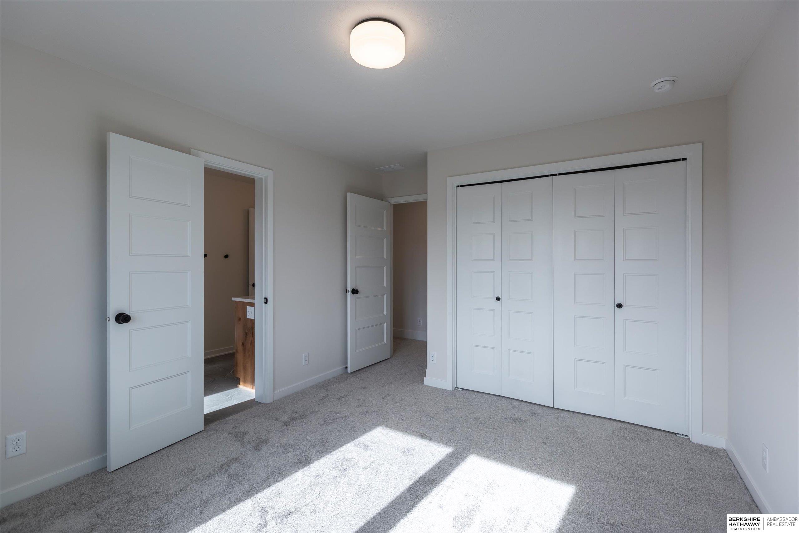 Gretna, Nebraska 68028, United States, 5 Bedrooms Bedrooms, ,4 BathroomsBathrooms,Residential,Active,22746