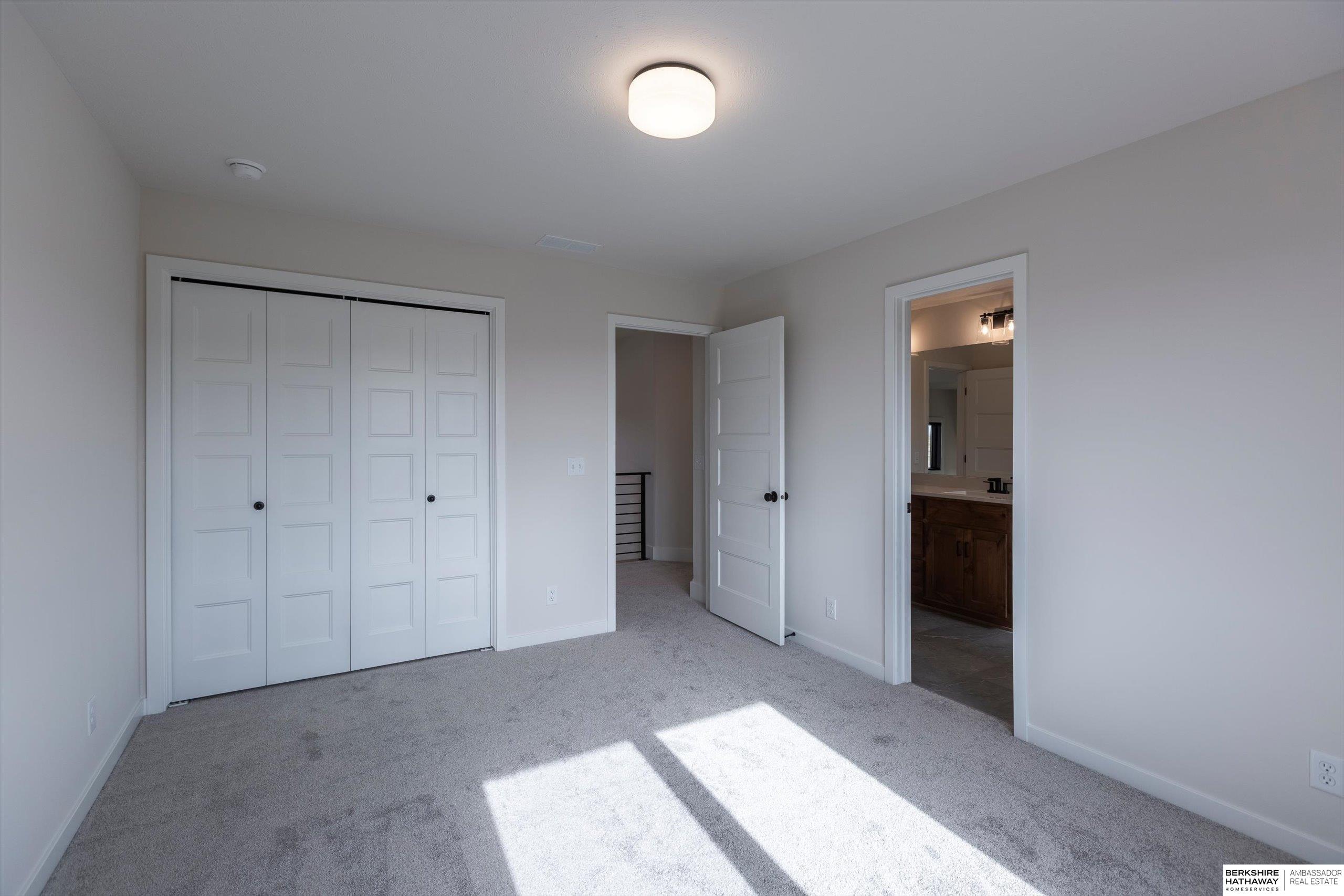 Gretna, Nebraska 68028, United States, 5 Bedrooms Bedrooms, ,4 BathroomsBathrooms,Residential,Active,22746