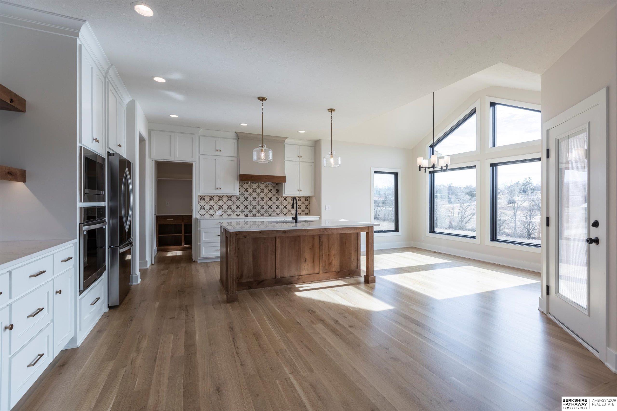 Gretna, Nebraska 68028, United States, 5 Bedrooms Bedrooms, ,4 BathroomsBathrooms,Residential,Active,22746