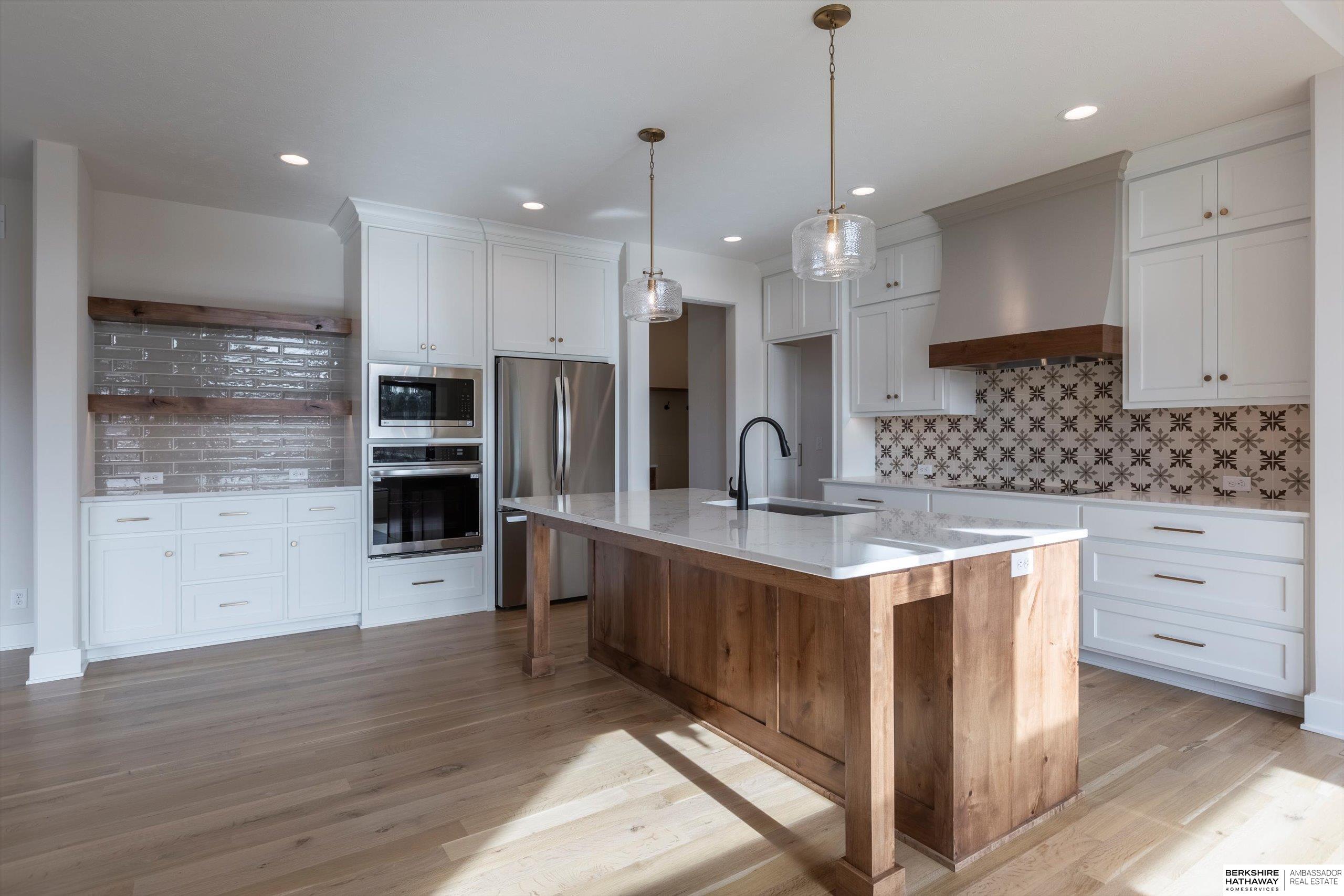 Gretna, Nebraska 68028, United States, 5 Bedrooms Bedrooms, ,4 BathroomsBathrooms,Residential,Active,22746