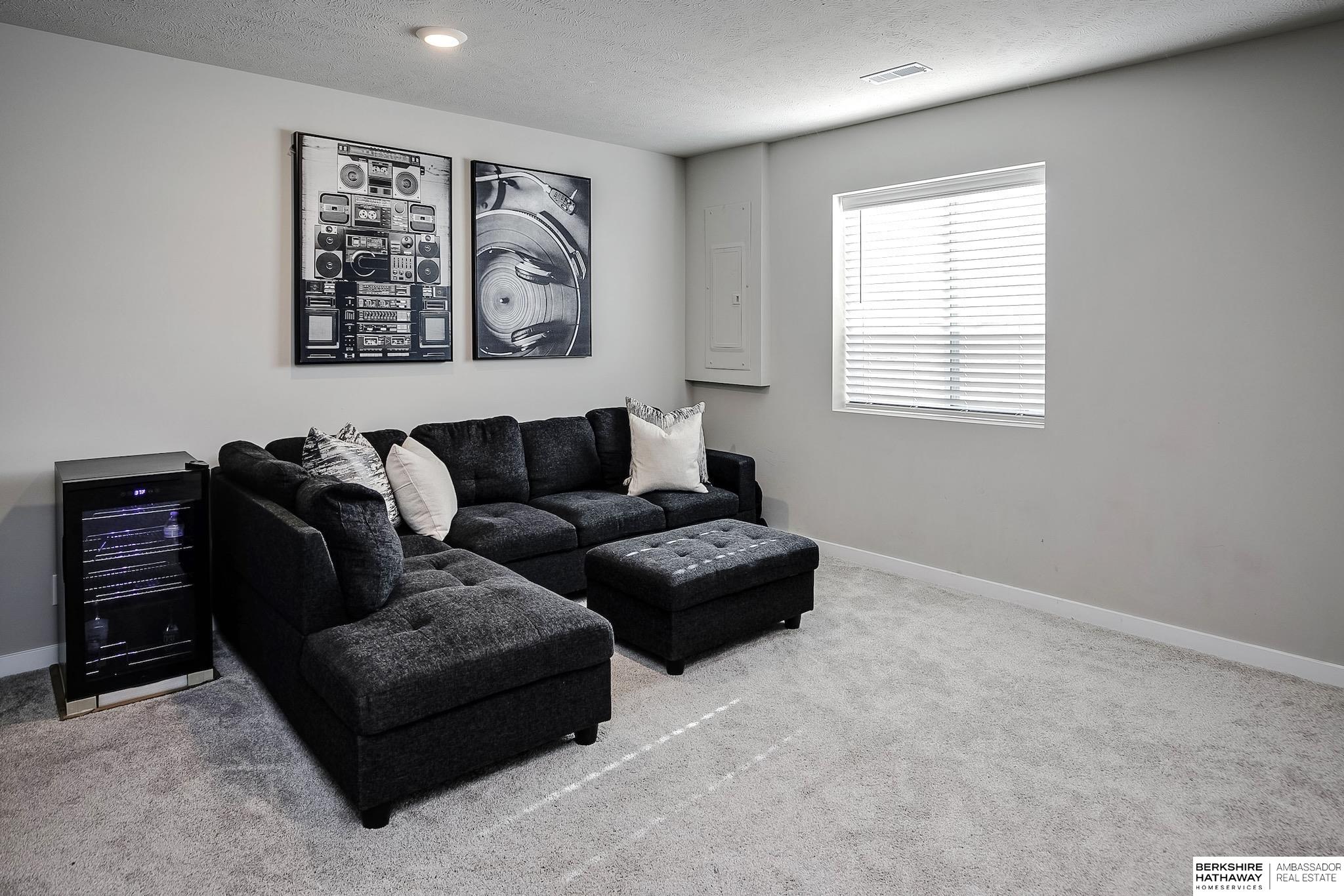 Gretna, Nebraska 68028, United States, 3 Bedrooms Bedrooms, ,3 BathroomsBathrooms,Residential,Active,7966