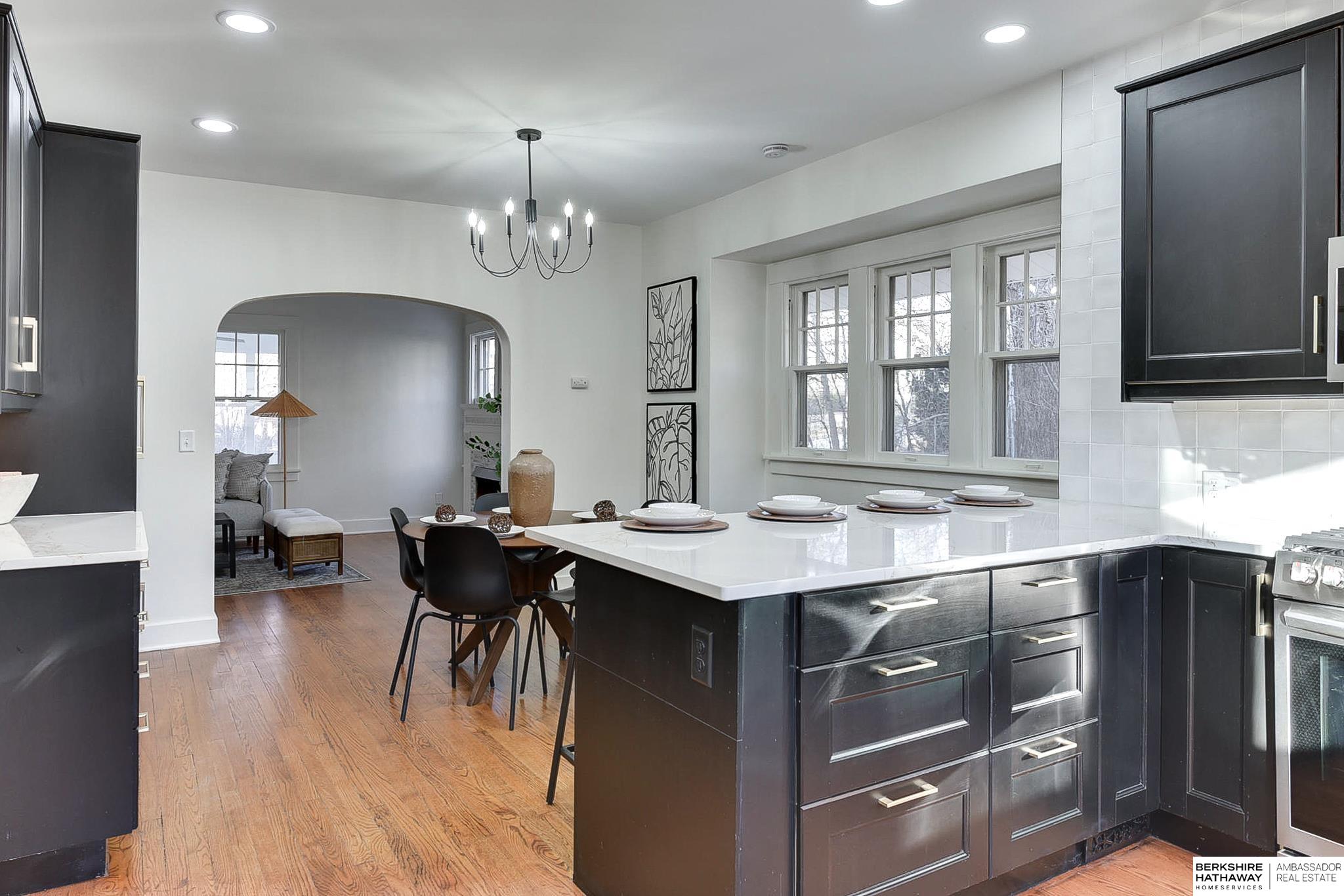 Omaha, Nebraska 68132, United States, 4 Bedrooms Bedrooms, ,4 BathroomsBathrooms,Residential,Pending,14566