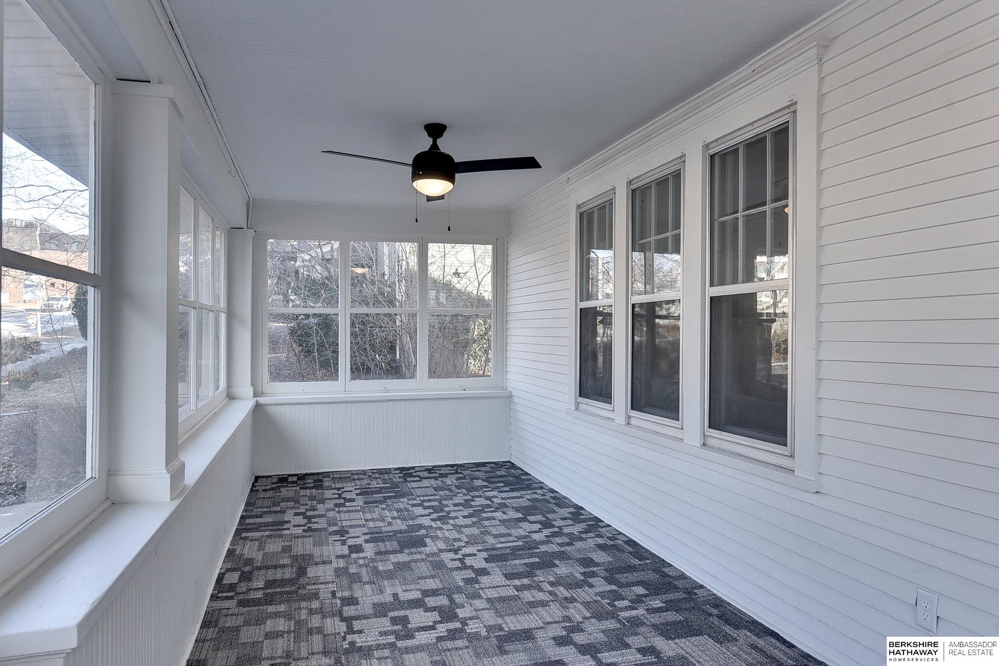 Omaha, Nebraska 68132, United States, 4 Bedrooms Bedrooms, ,4 BathroomsBathrooms,Residential,Pending,14566