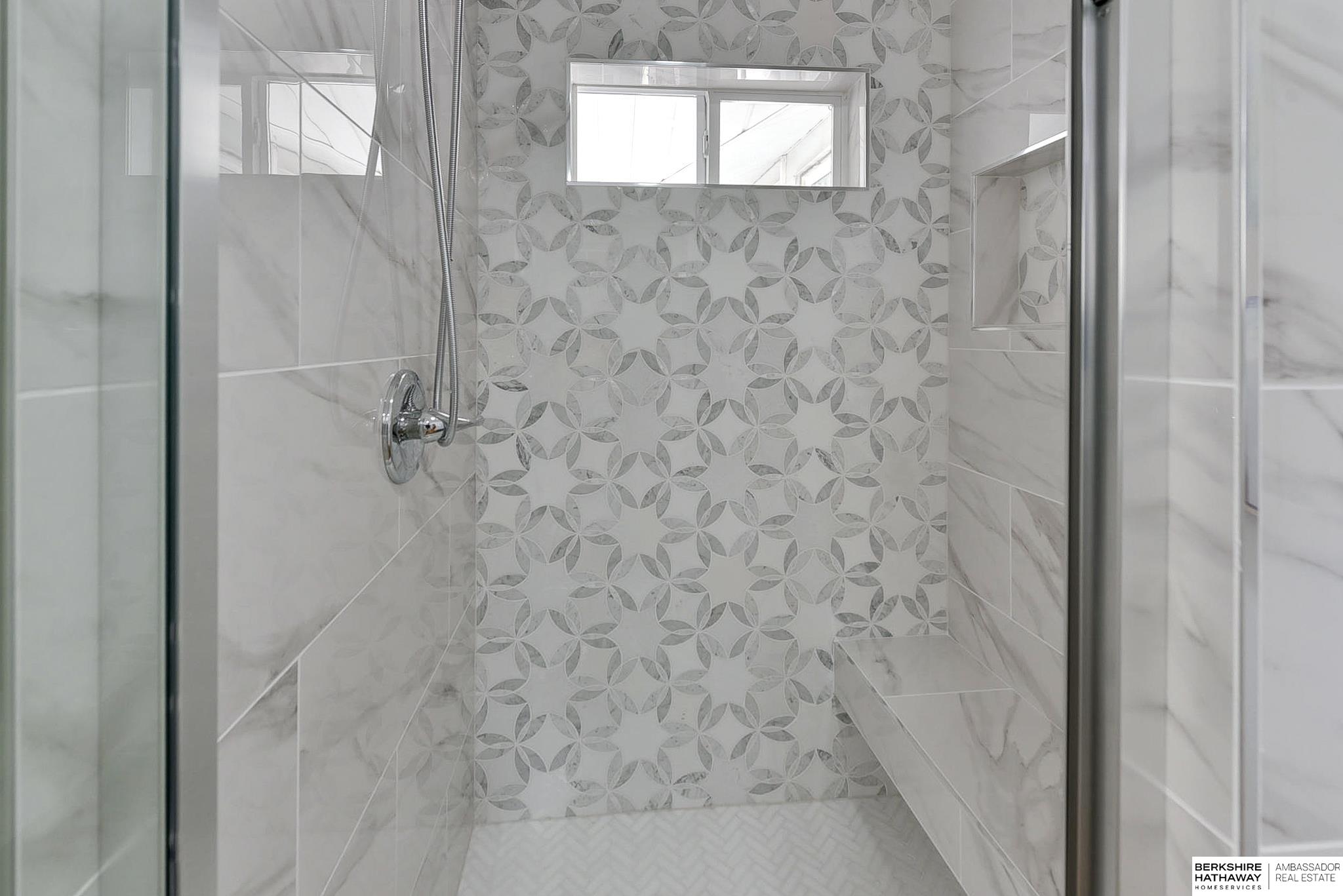 Omaha, Nebraska 68132, United States, 4 Bedrooms Bedrooms, ,4 BathroomsBathrooms,Residential,Pending,14566