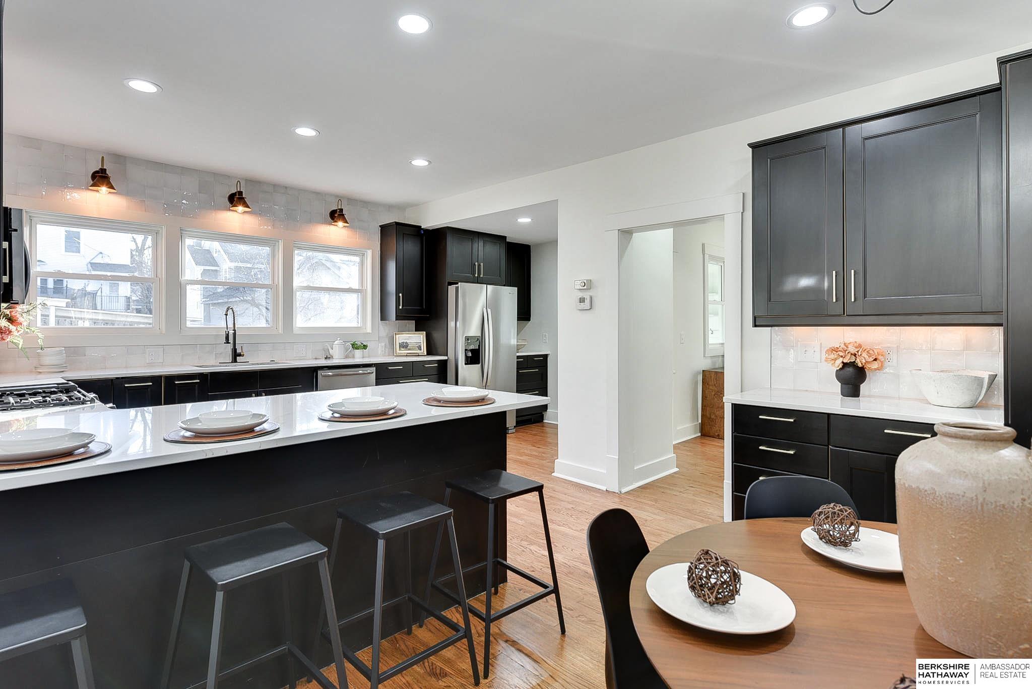 Omaha, Nebraska 68132, United States, 4 Bedrooms Bedrooms, ,4 BathroomsBathrooms,Residential,Pending,14566