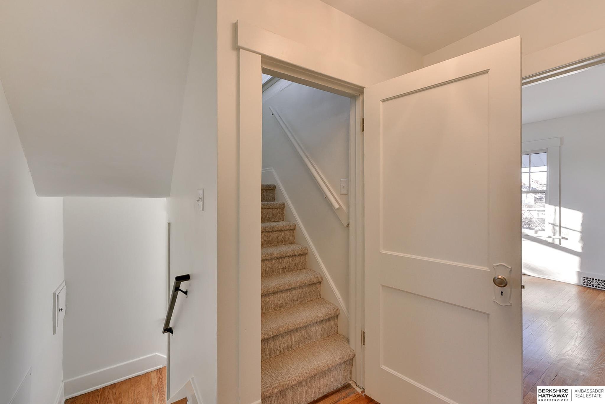 Omaha, Nebraska 68132, United States, 4 Bedrooms Bedrooms, ,4 BathroomsBathrooms,Residential,Pending,14566